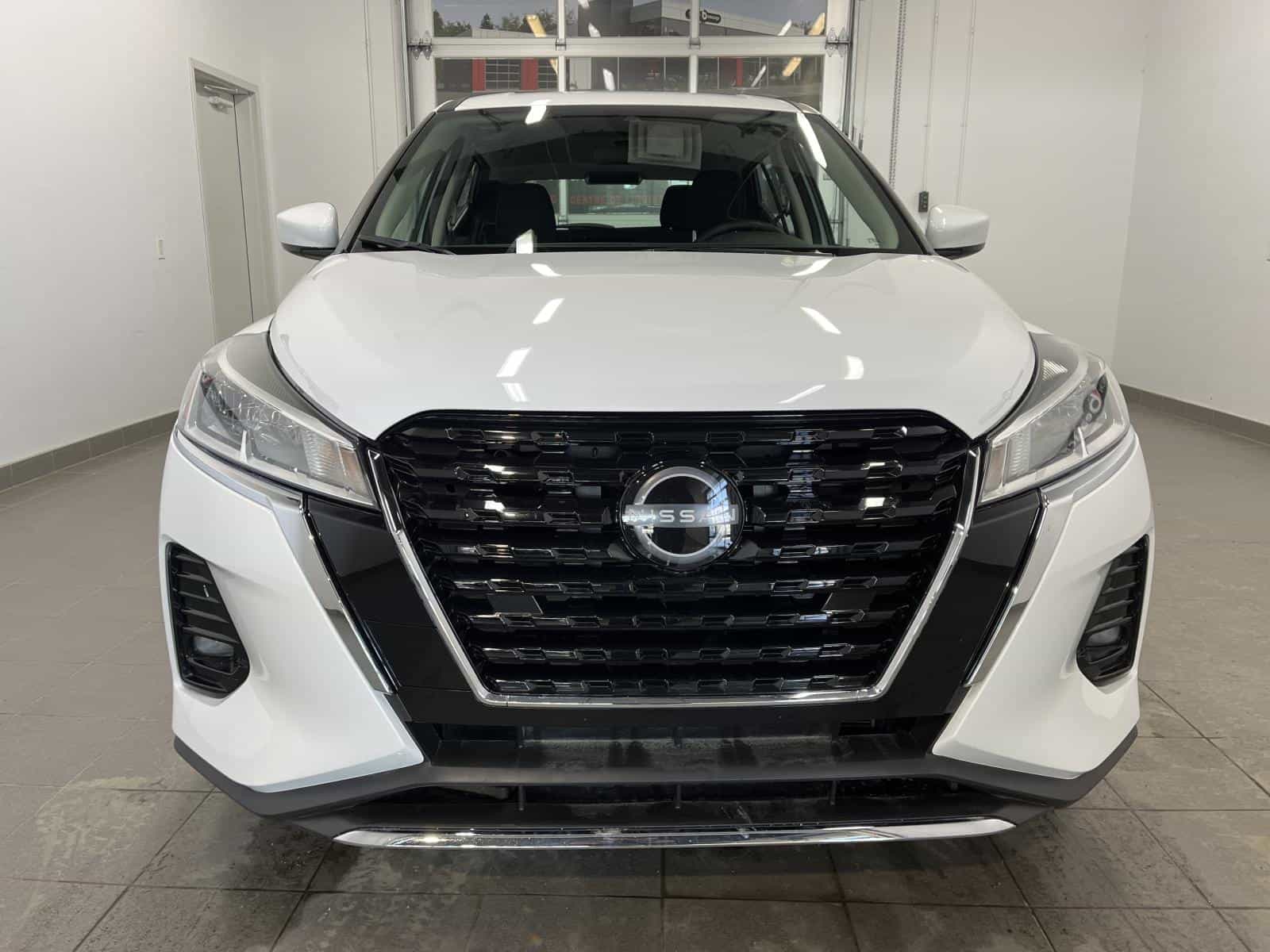 Image 8 Nissan Kicks Play S 2025