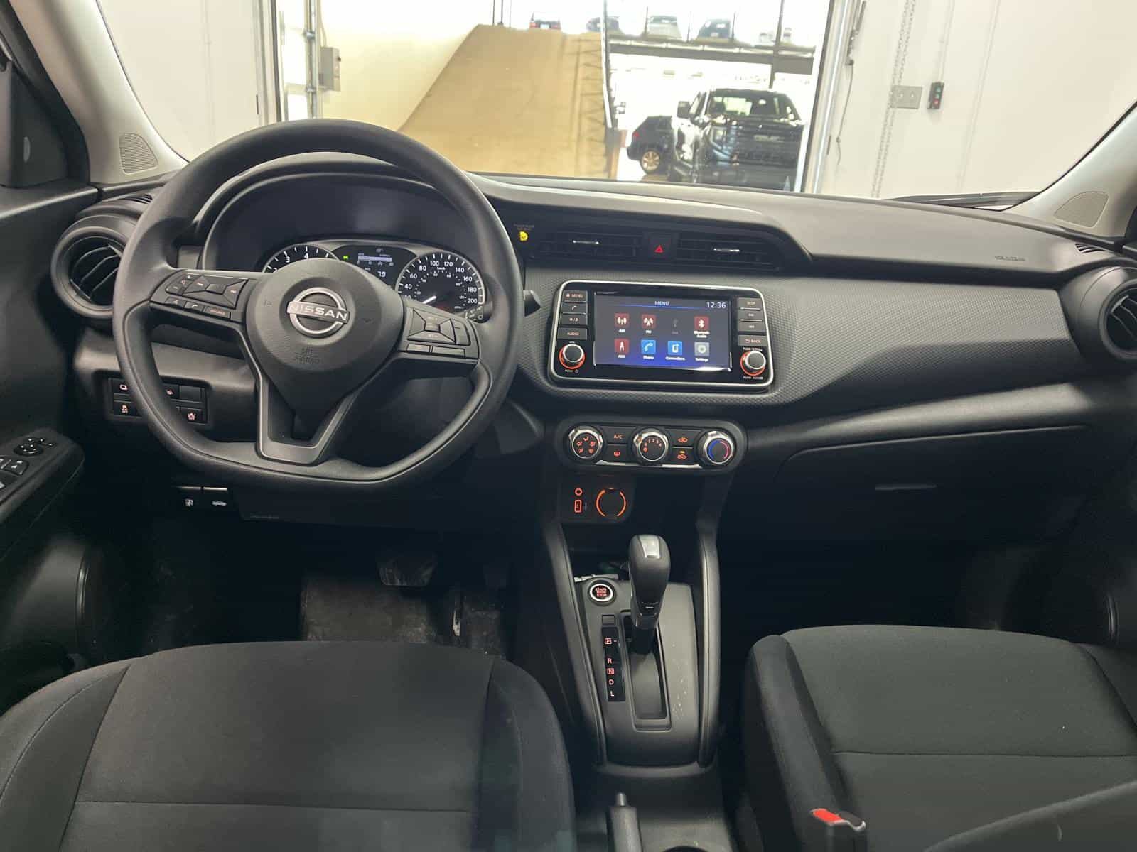 Image 20 Nissan Kicks Play S 2025