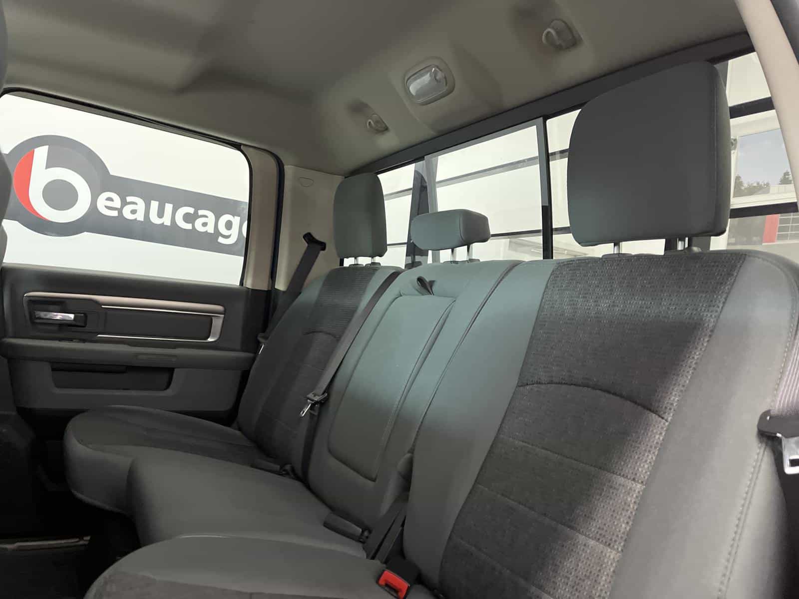 2017 RAM 1500 Outdoorsman - Image 10