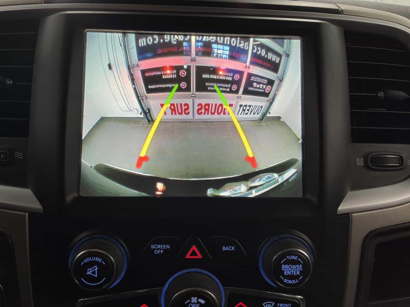 2017 RAM 1500 Outdoorsman - Image 17