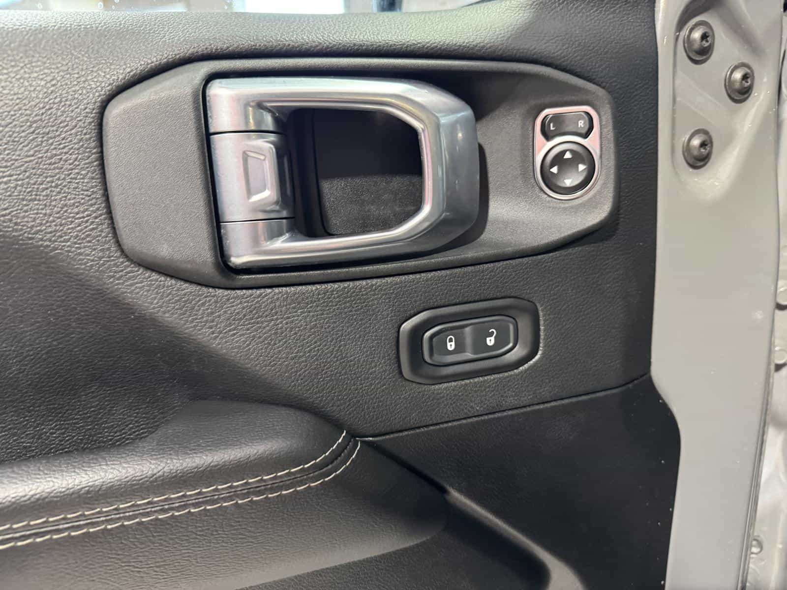 2021 Jeep Wrangler Ultd Sahara 4XE - Image 17