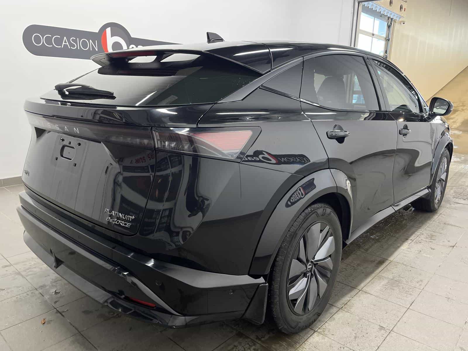 2023 Nissan Ariya Platinum+ - Image 5