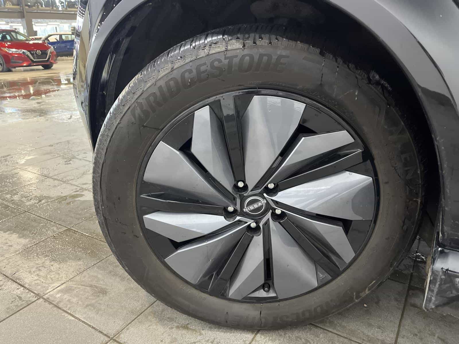 2023 Nissan Ariya Platinum+ - Image 22