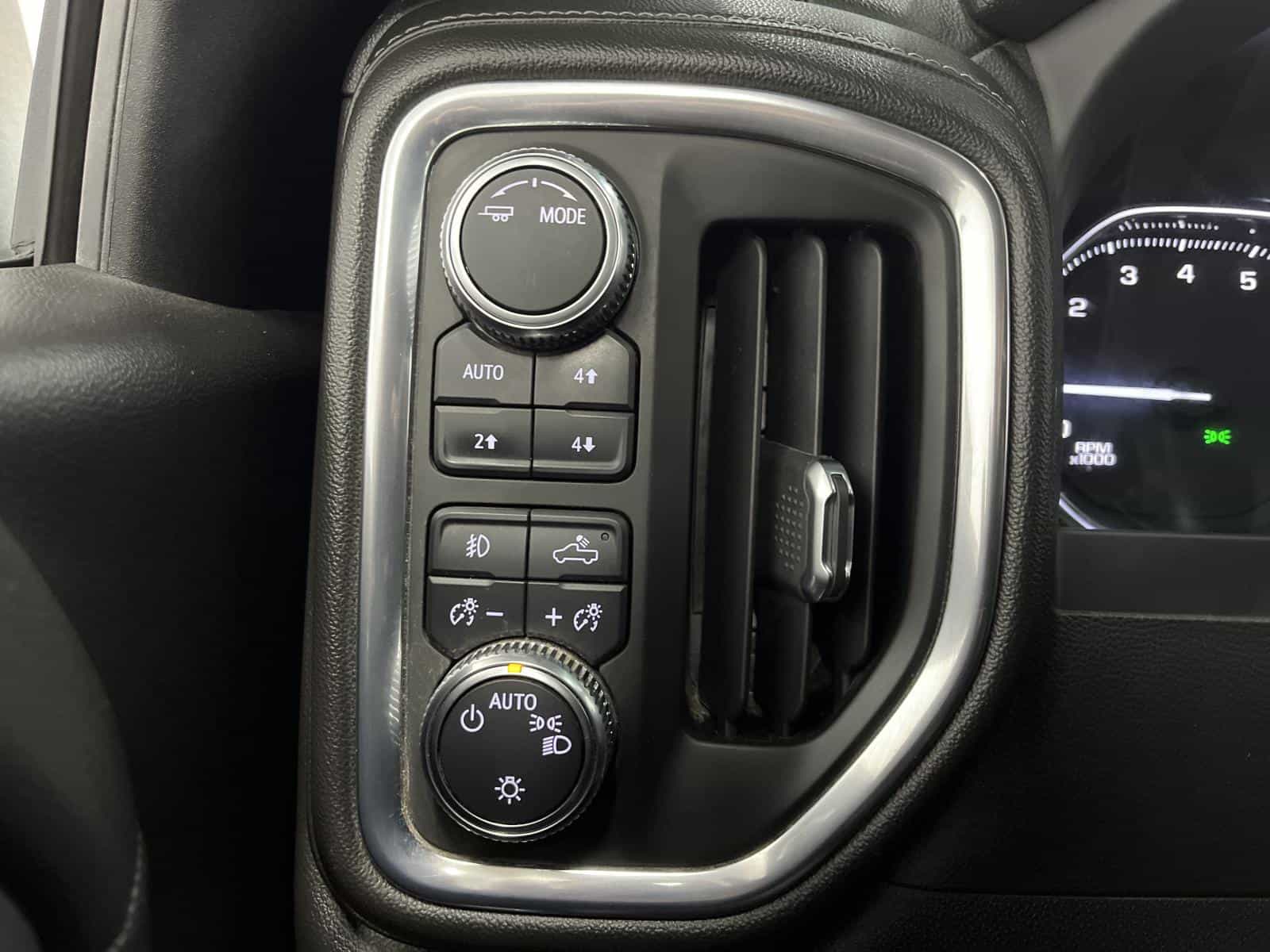 2022 GMC Sierra 1500 LTD Elevation - Image 11