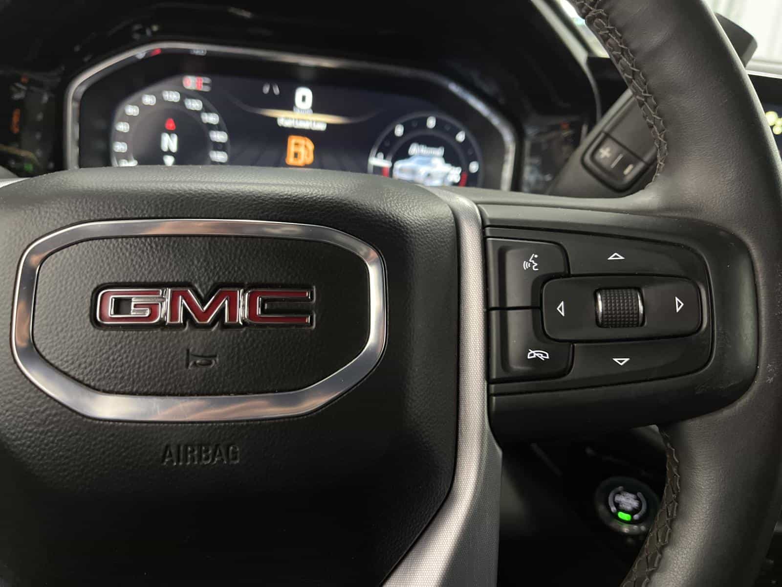 2024 GMC Sierra 1500 SLE - Image 17