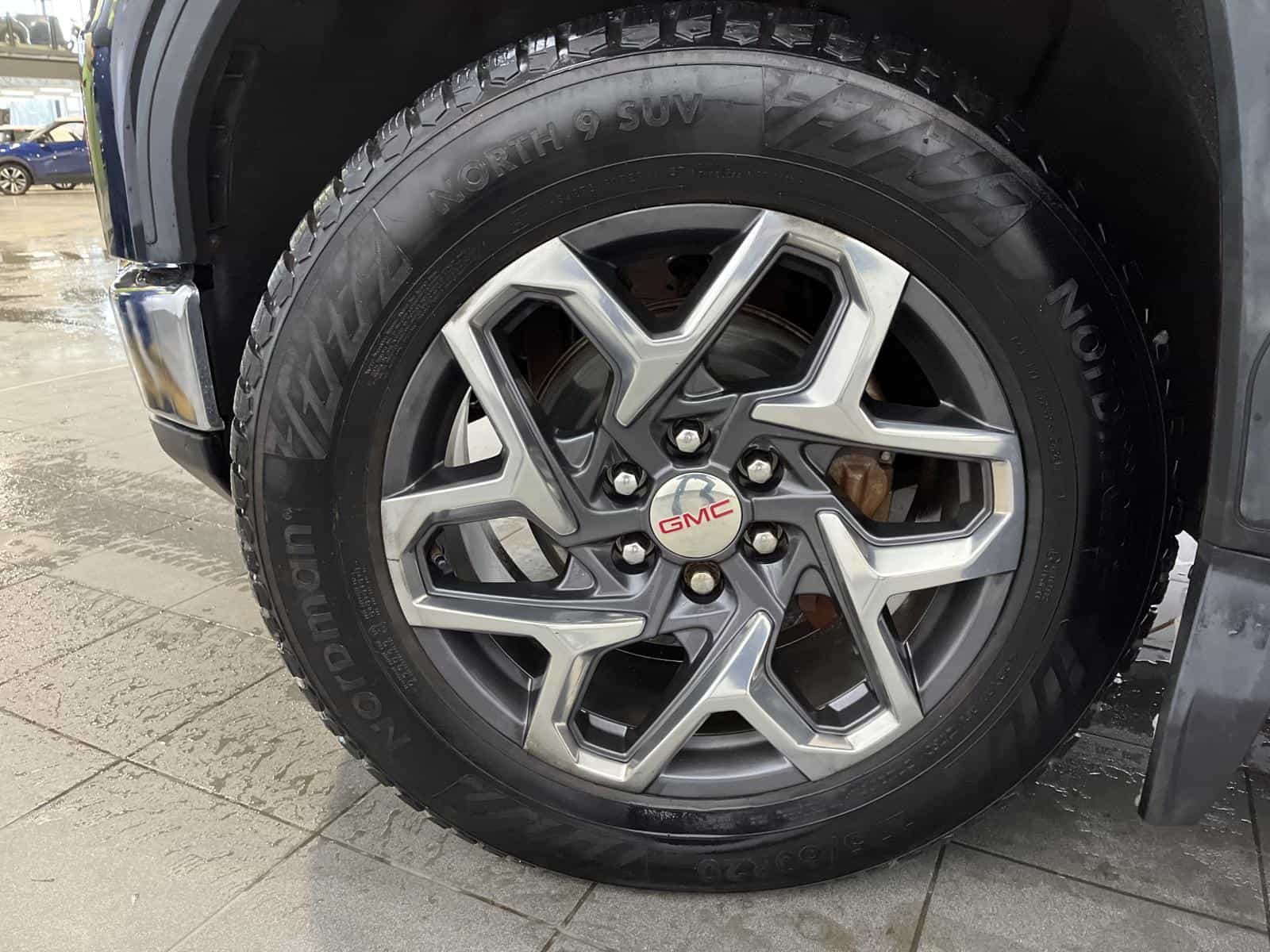 2024 GMC Sierra 1500 SLE - Image 22