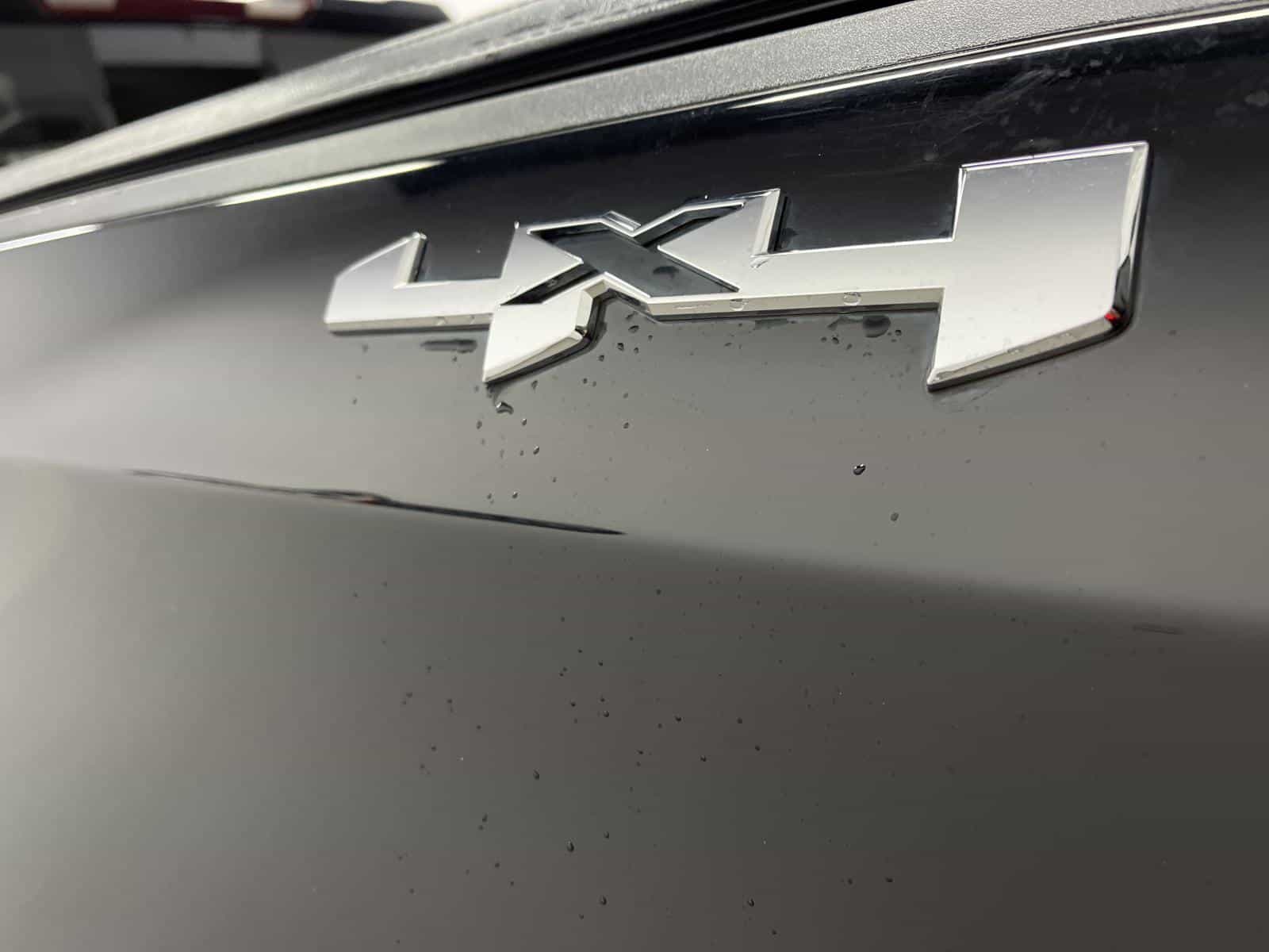 2024 GMC Sierra 1500 SLE - Image 23