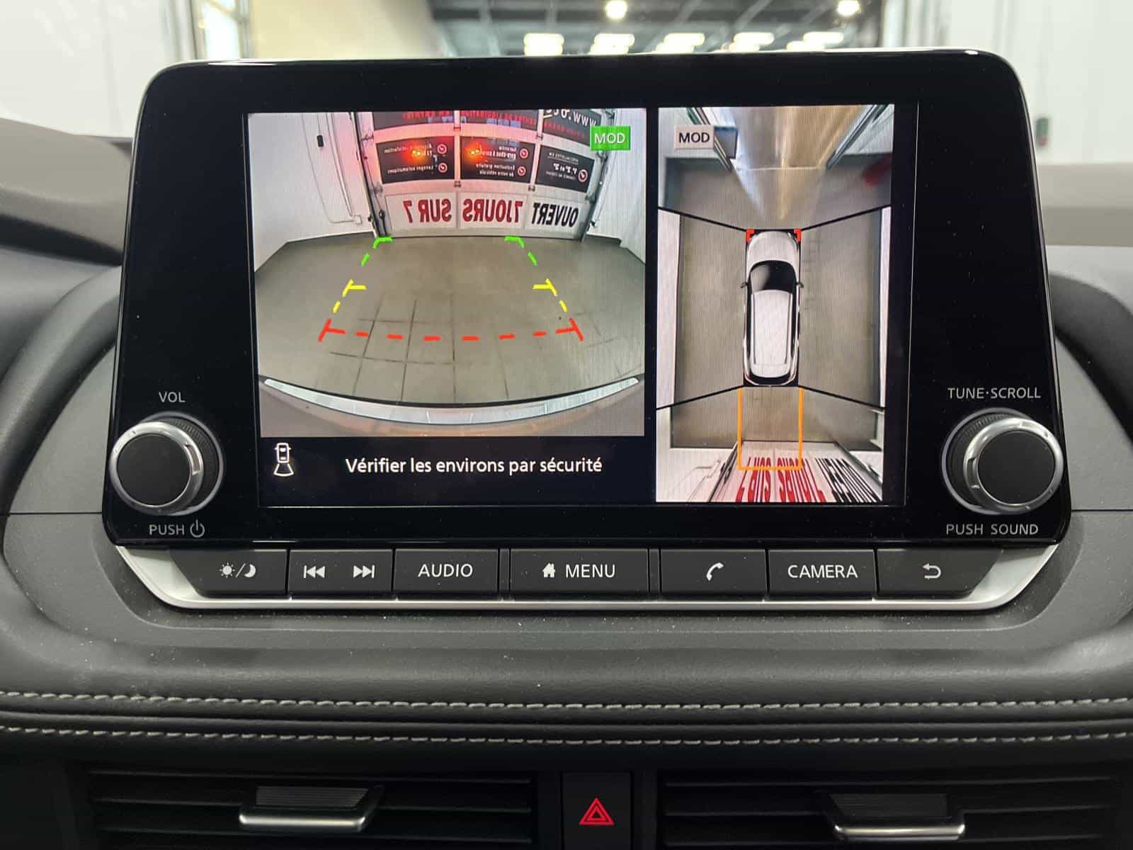 2023 Nissan Rogue SV - Image 20