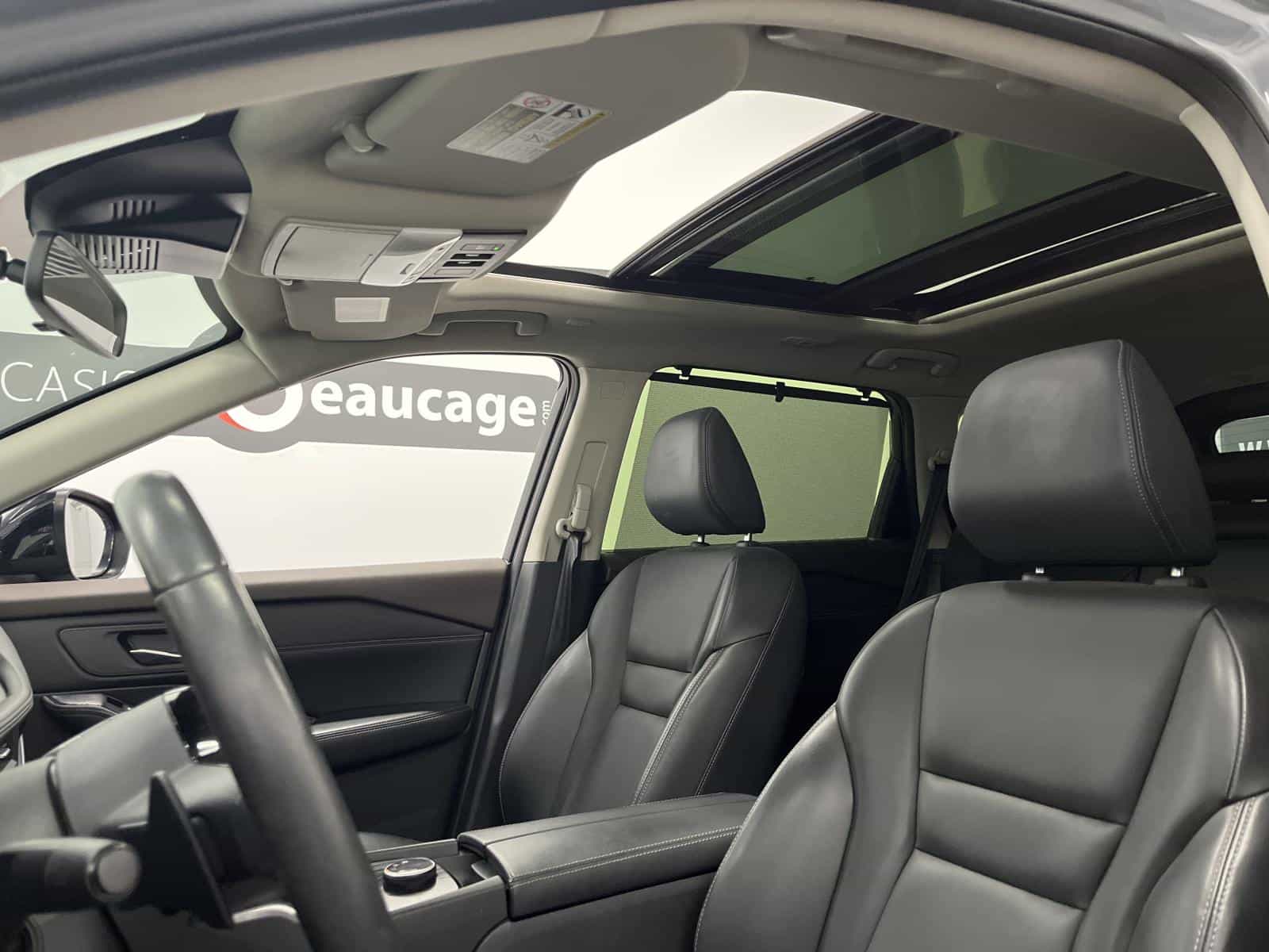 2023 Nissan Rogue SV - Image 24