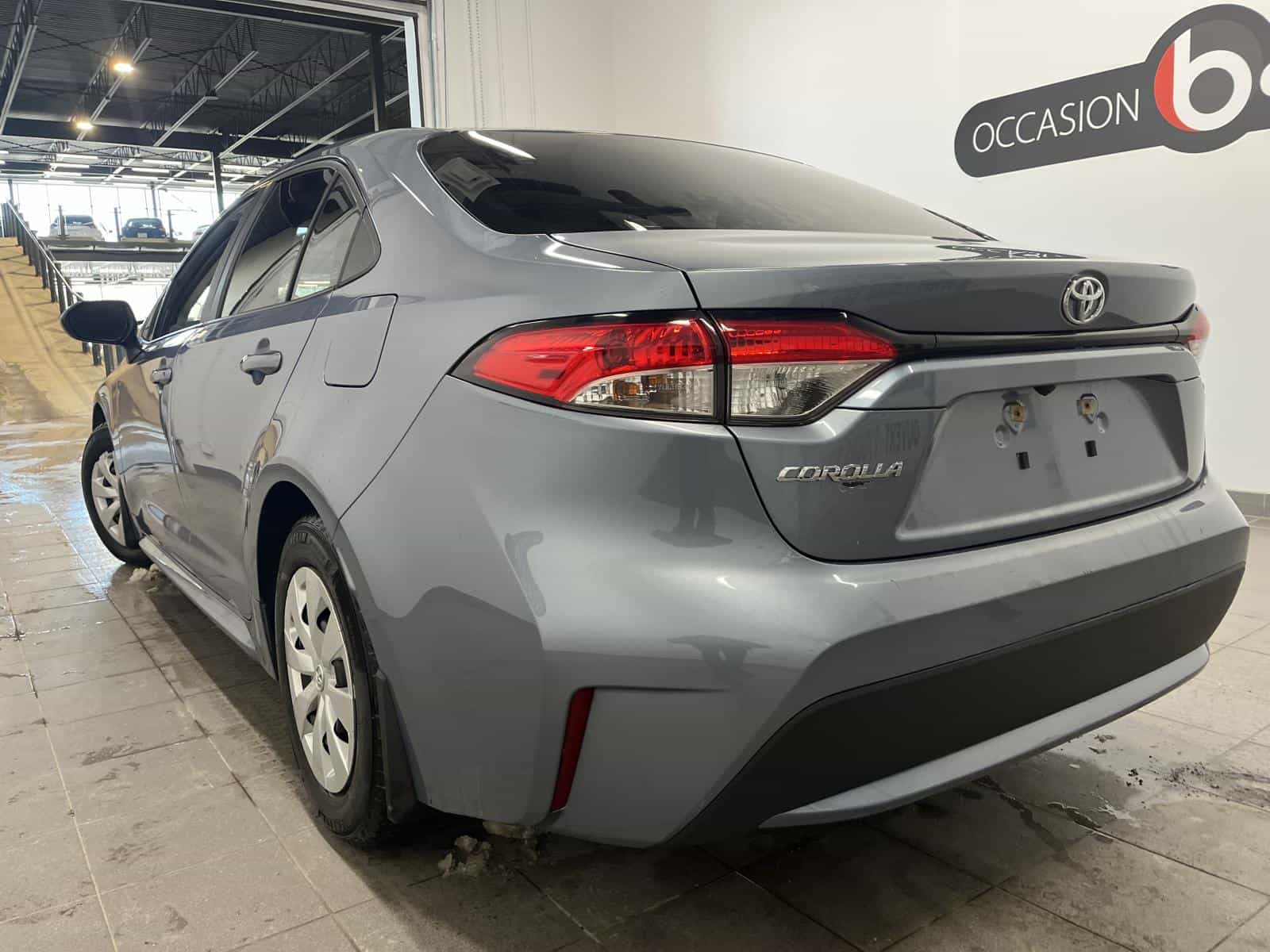 2022 Toyota Corolla L - Image 3