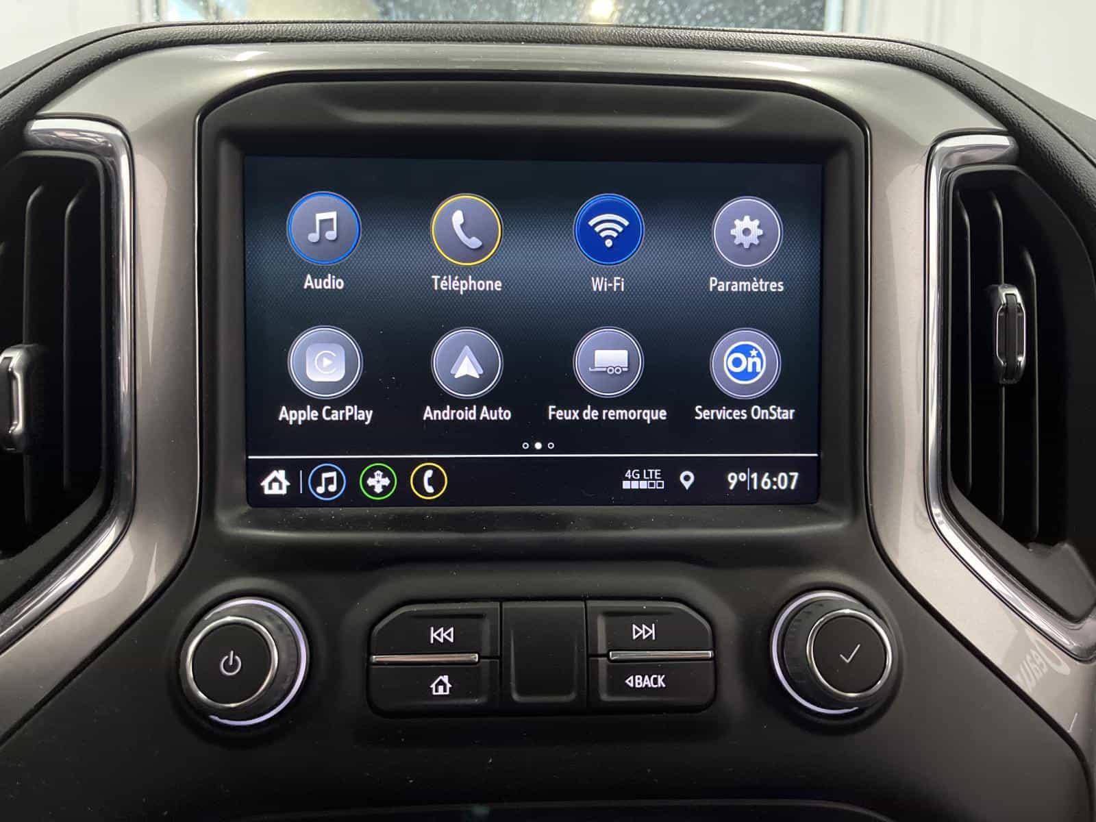 2022 Chevrolet Silverado 1500 LTD LT Trail Boss - Image 17