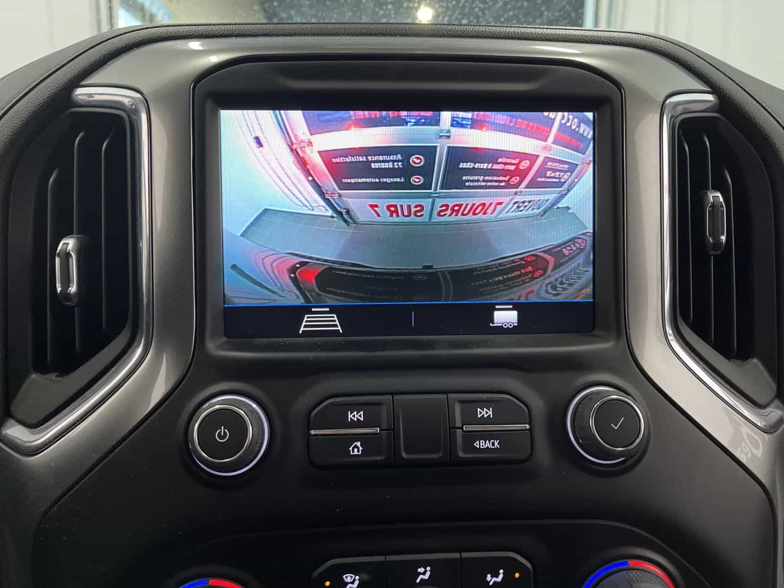 2022 Chevrolet Silverado 1500 LTD LT Trail Boss - Image 18