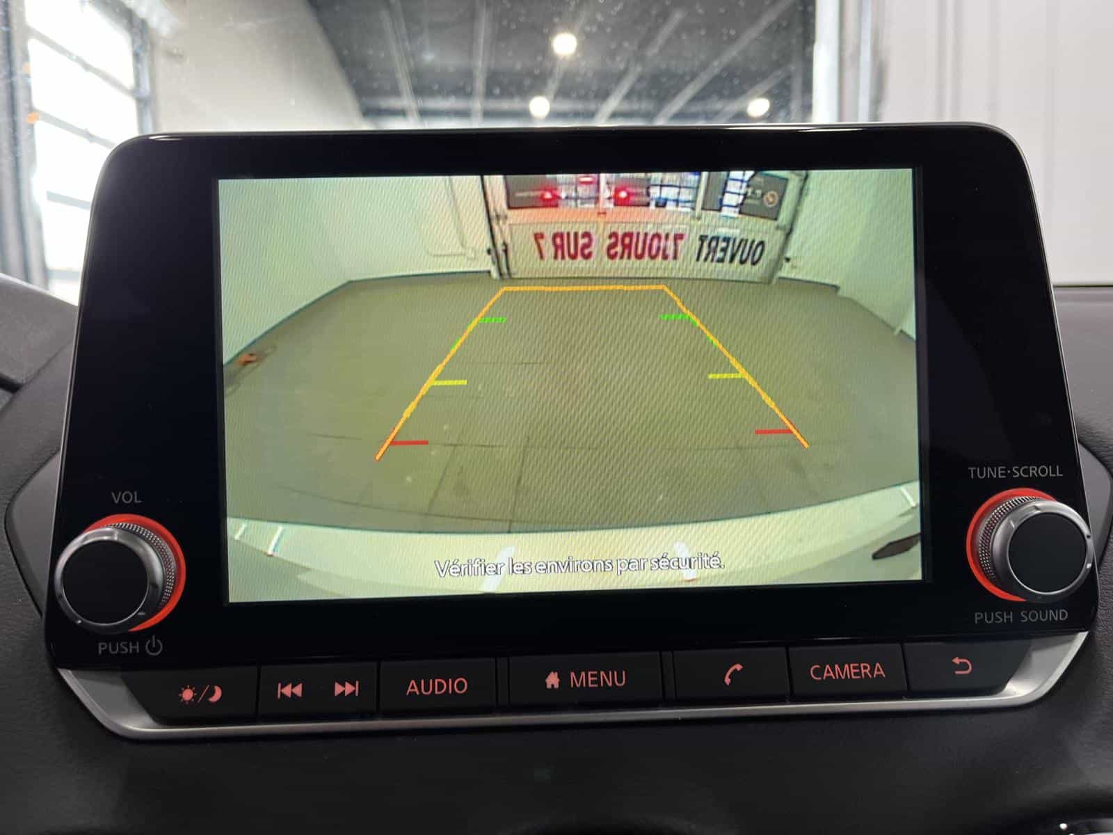 2024 Nissan Sentra SR - Image 20