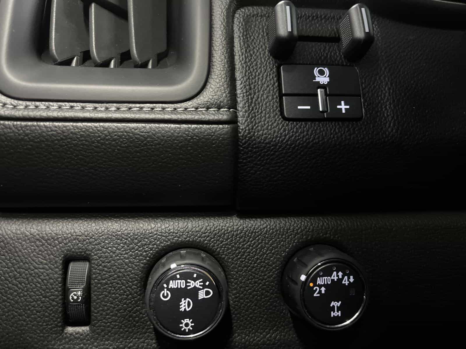 2021 GMC Canyon Elevation - Image 12