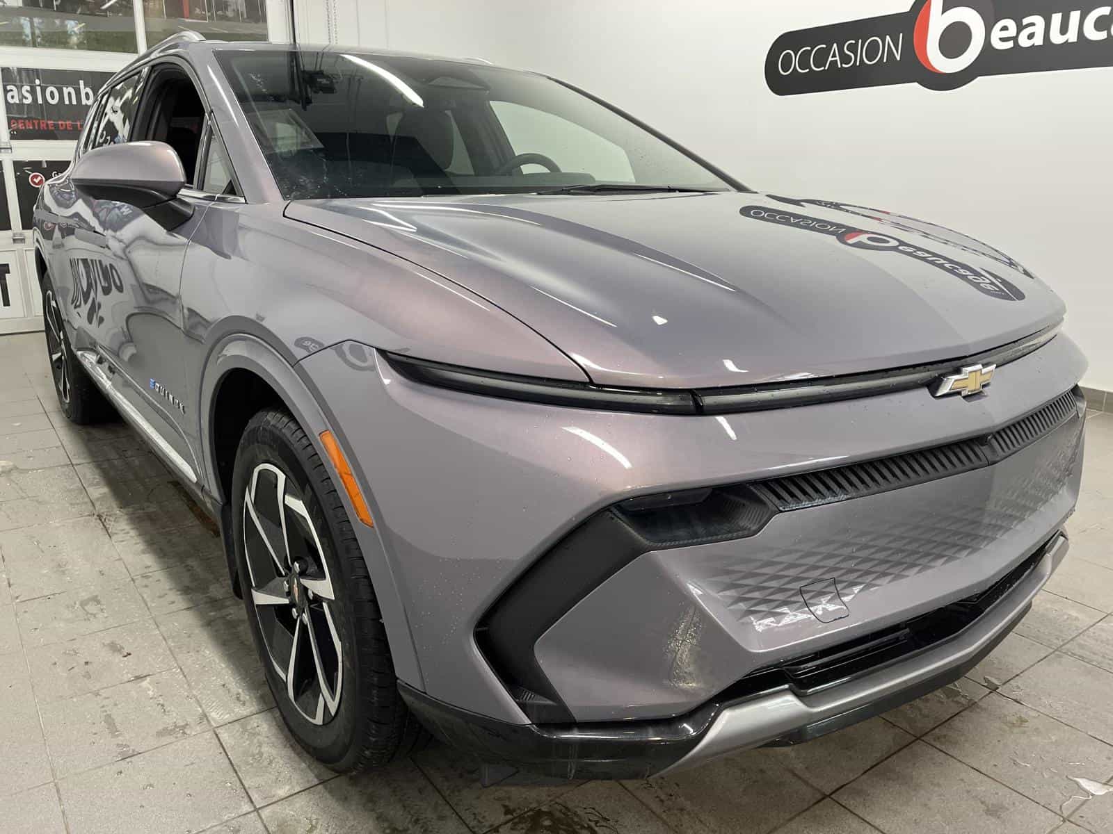 2024 Chevrolet Equinox EV 2LT - Image 6