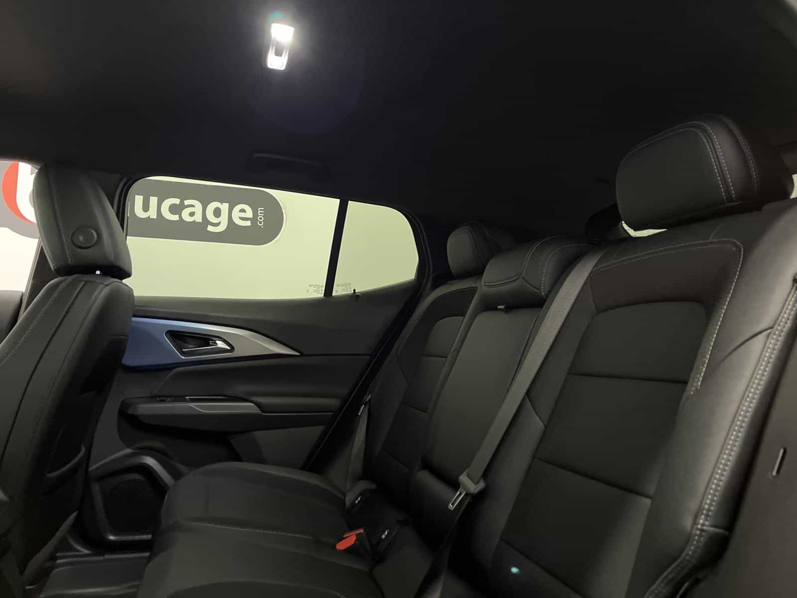 2024 Chevrolet Equinox EV 2LT - Image 9