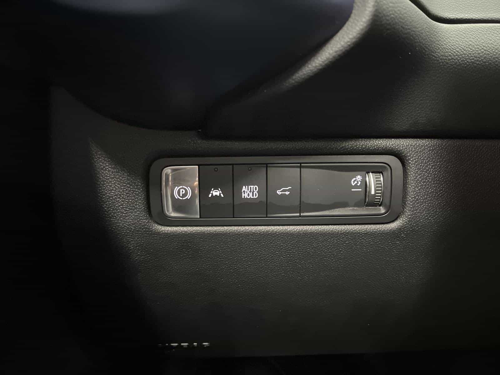 2024 Chevrolet Equinox EV 2LT - Image 12