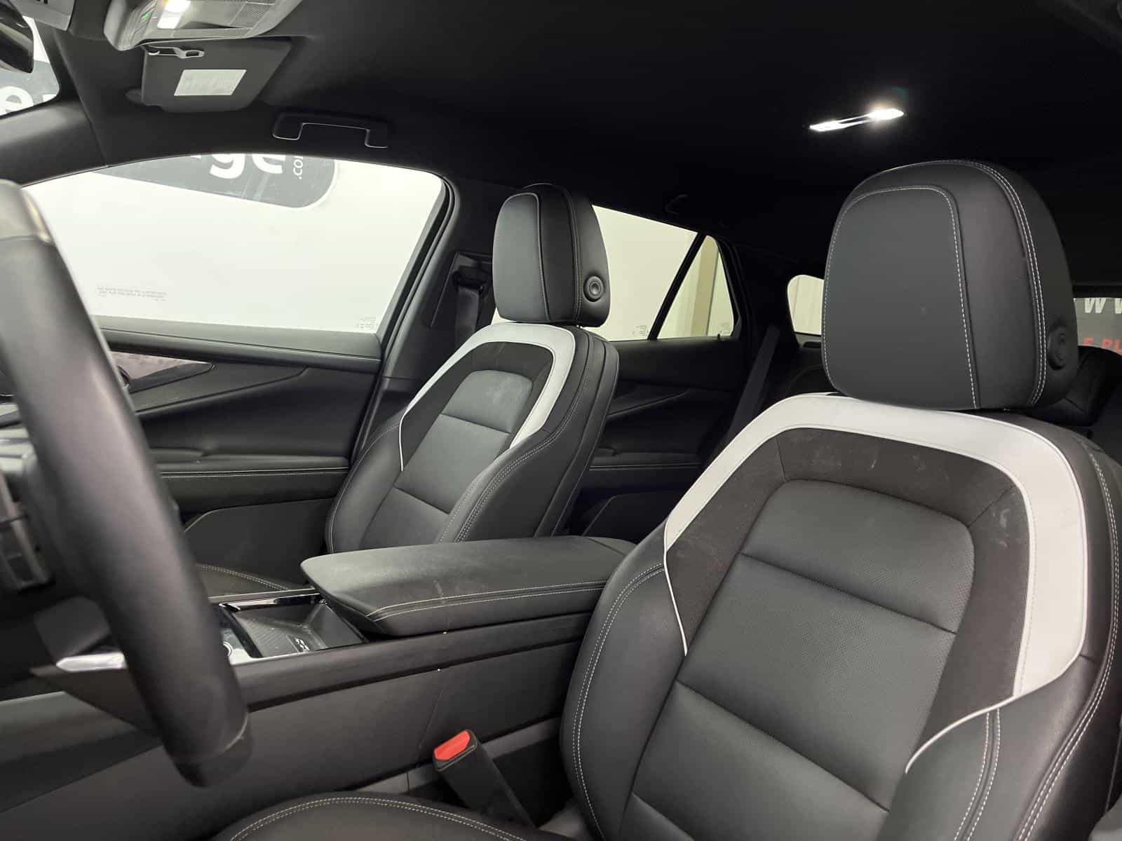 2025 Chevrolet Blazer EV LT - Image 8