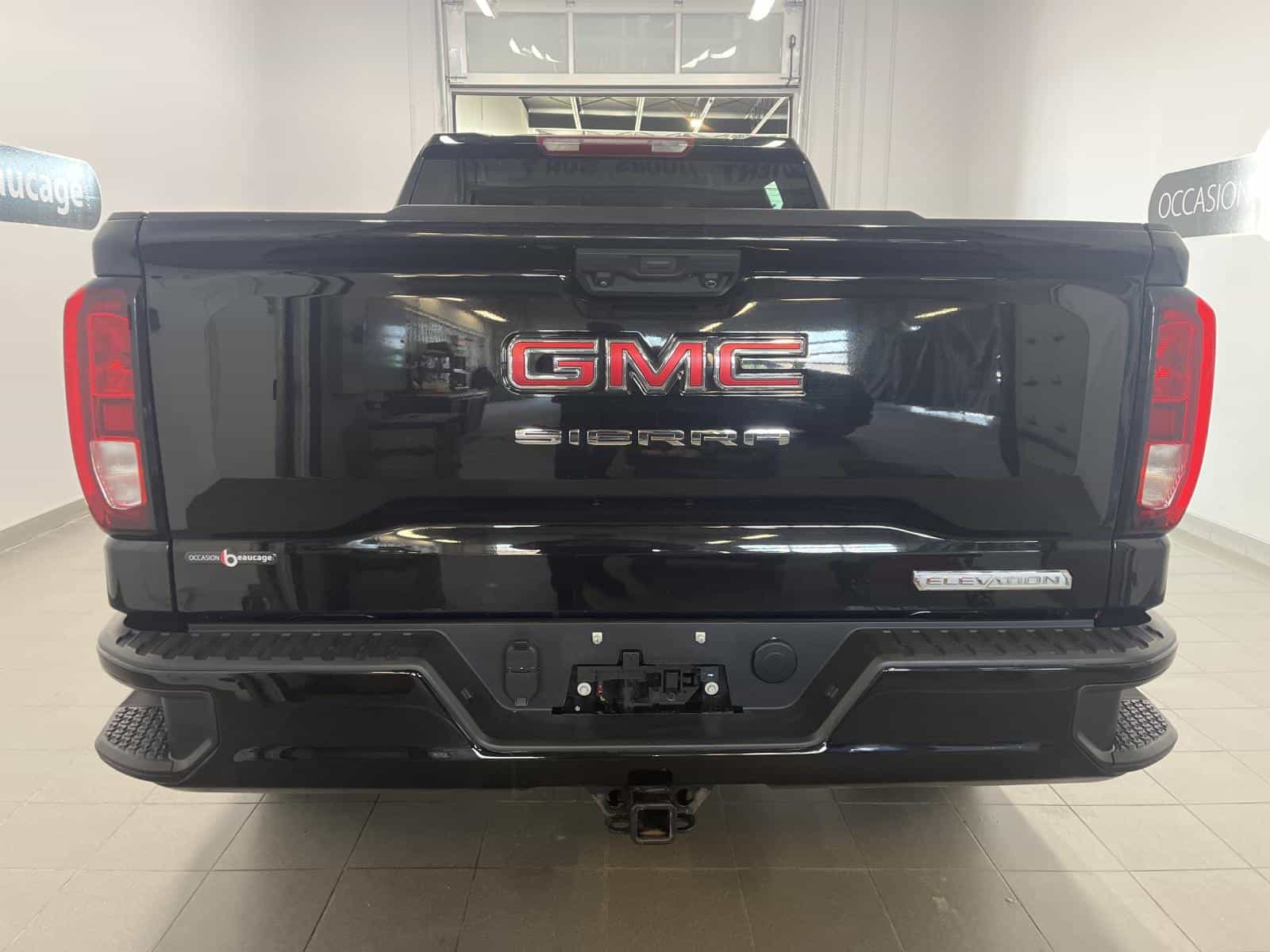 Image 4 GMC Sierra 1500 Elevation 2024