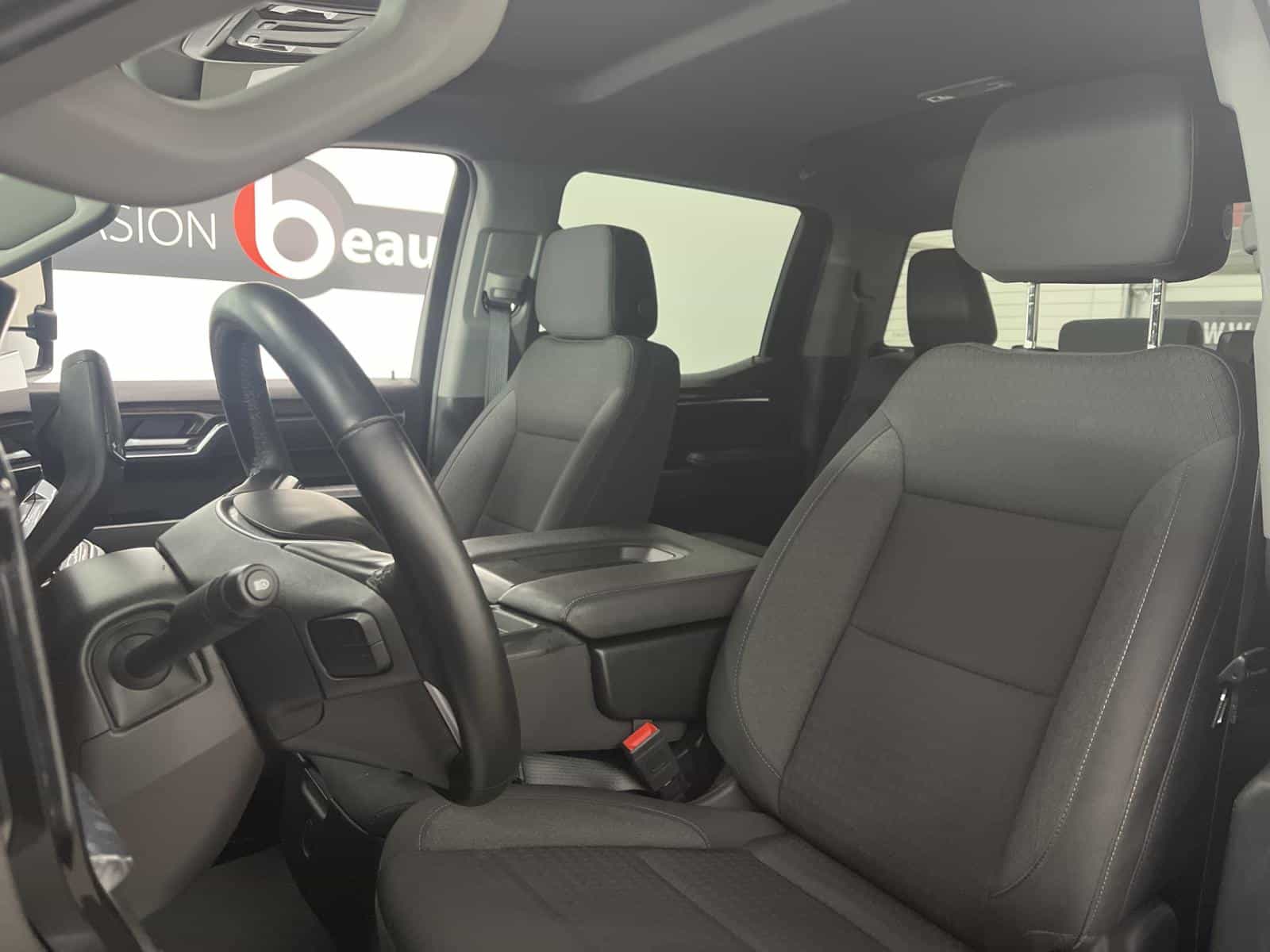 2024 GMC Sierra 1500 Elevation - Image 8