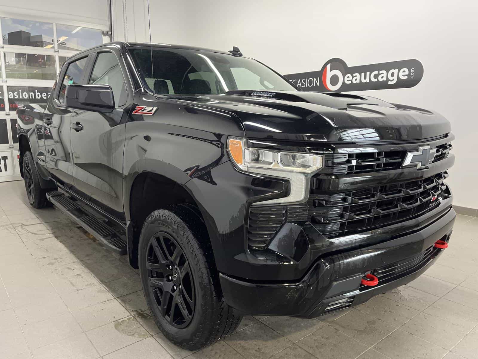 2024 Chevrolet Silverado 1500 LT Trail Boss - Image 6