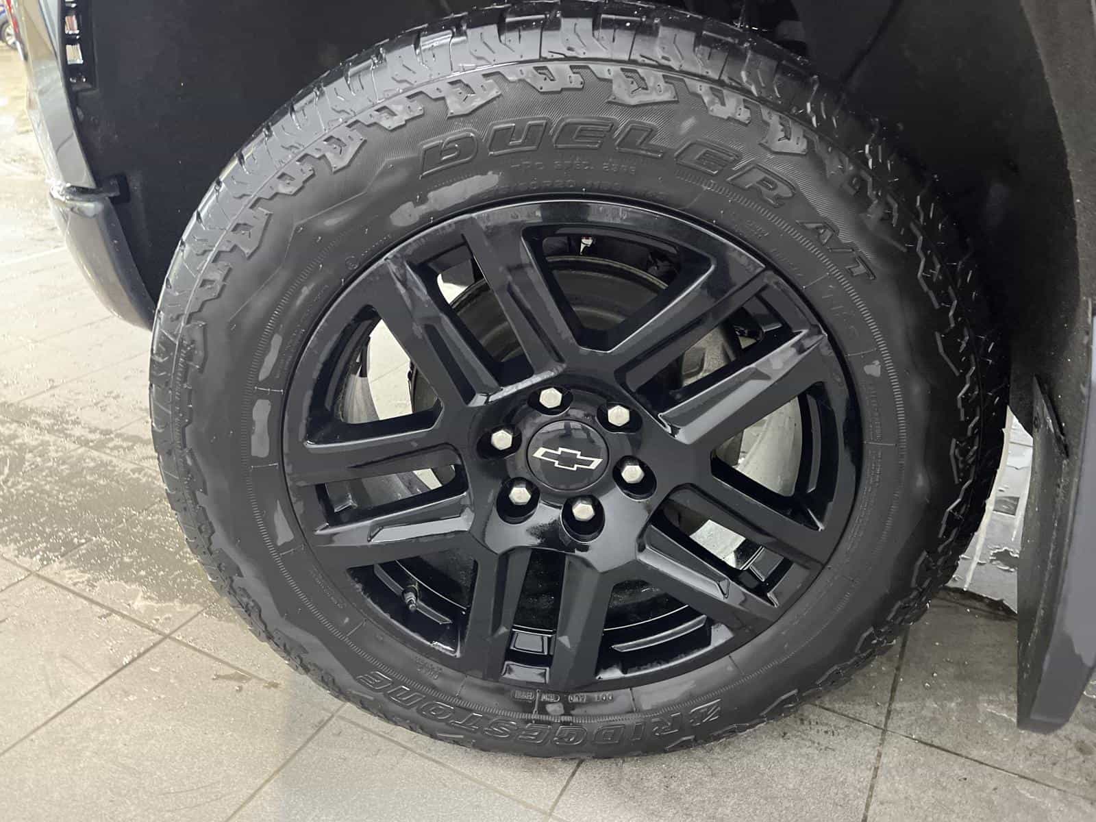 2024 Chevrolet Silverado 1500 LT Trail Boss - Image 22