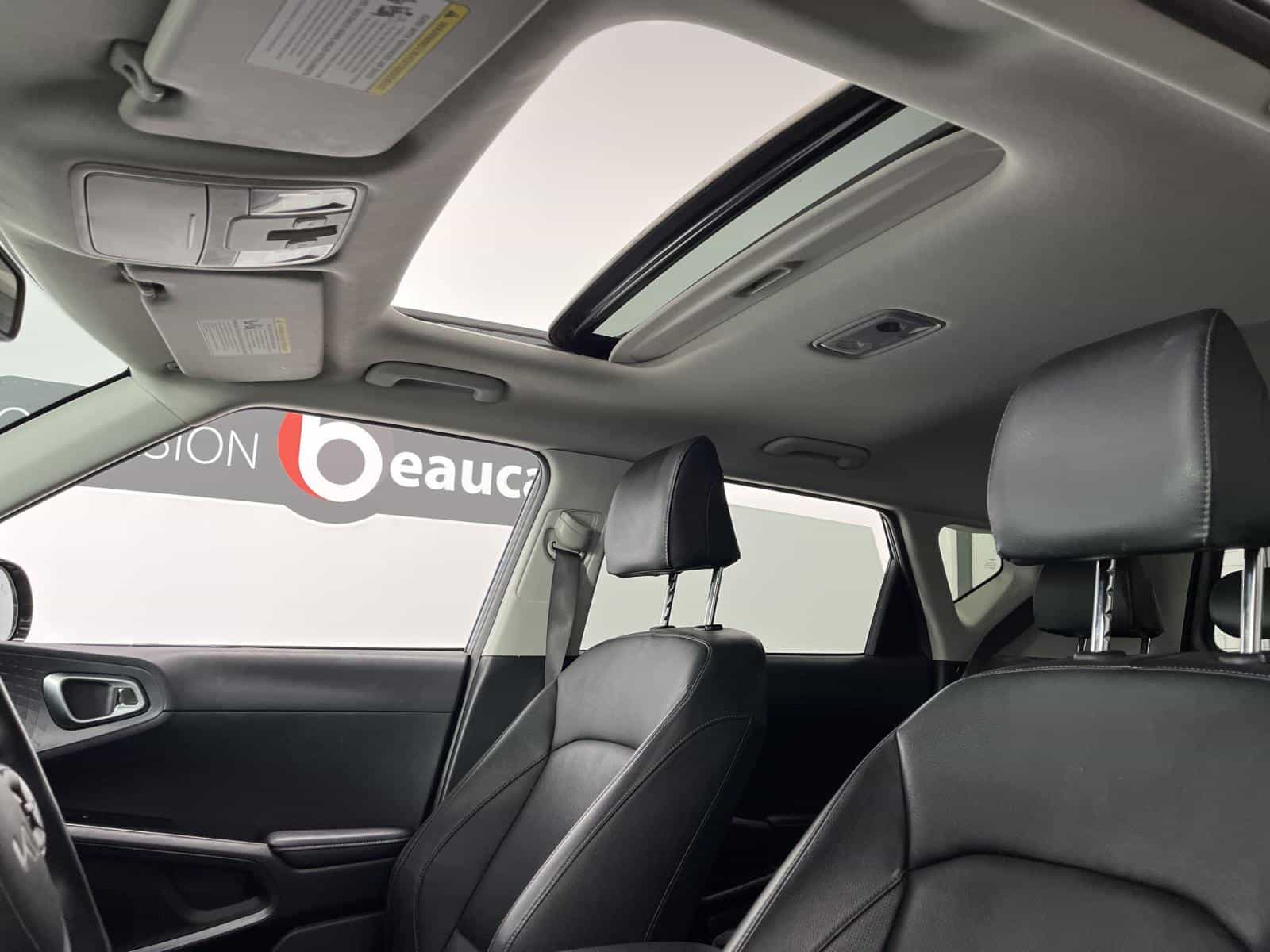 Image 24 Kia Soul EV Limited 2022