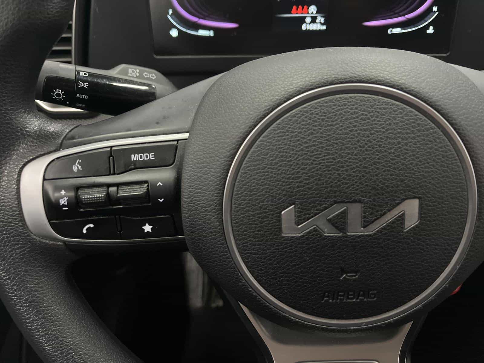 2023 Kia Sportage LX - Image 12