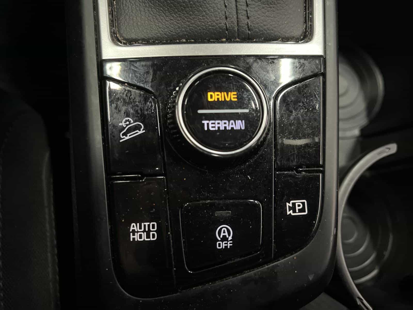 2023 Kia Sportage LX - Image 15