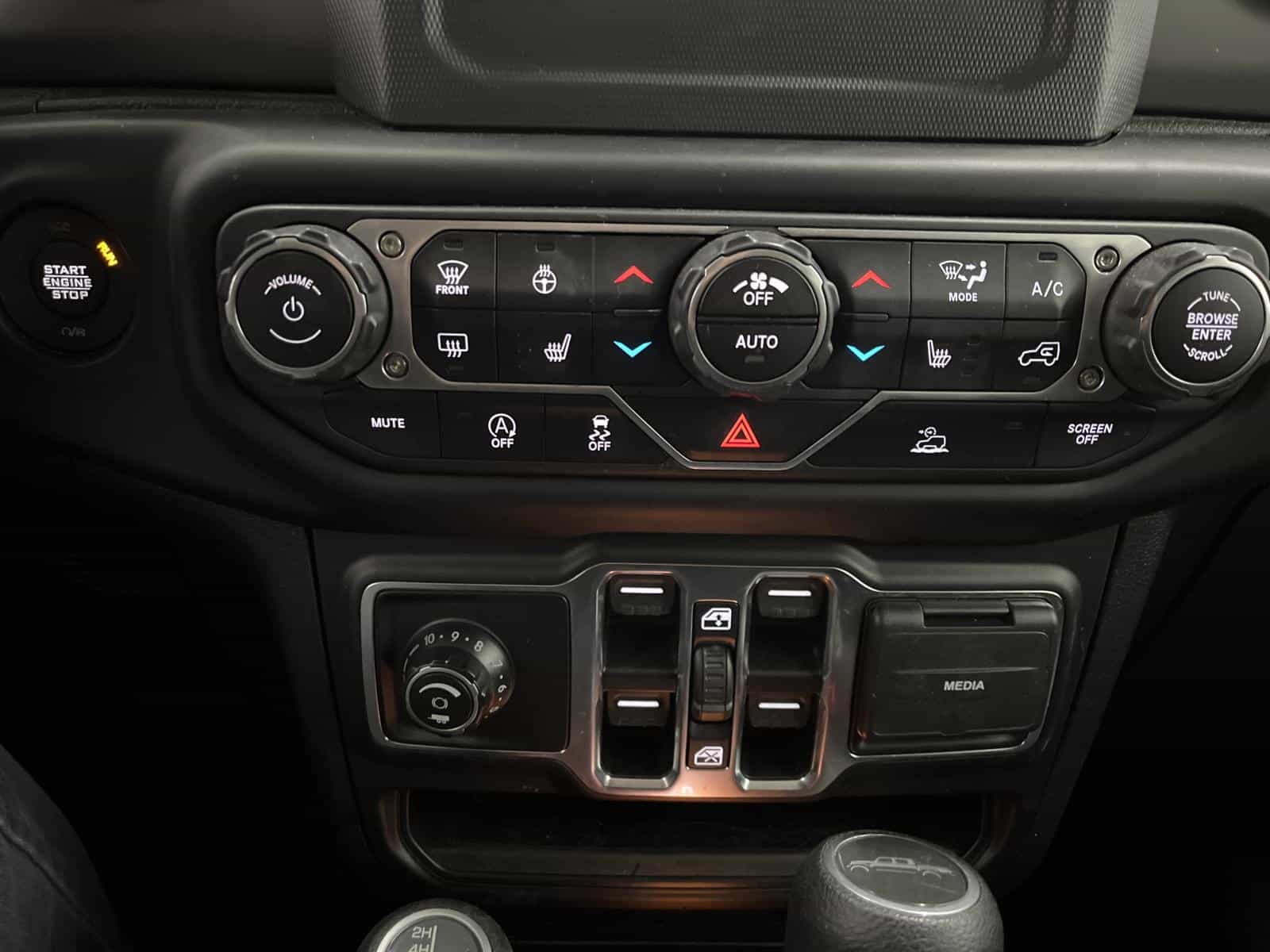 Image 19 Jeep Gladiator Sport S 2021