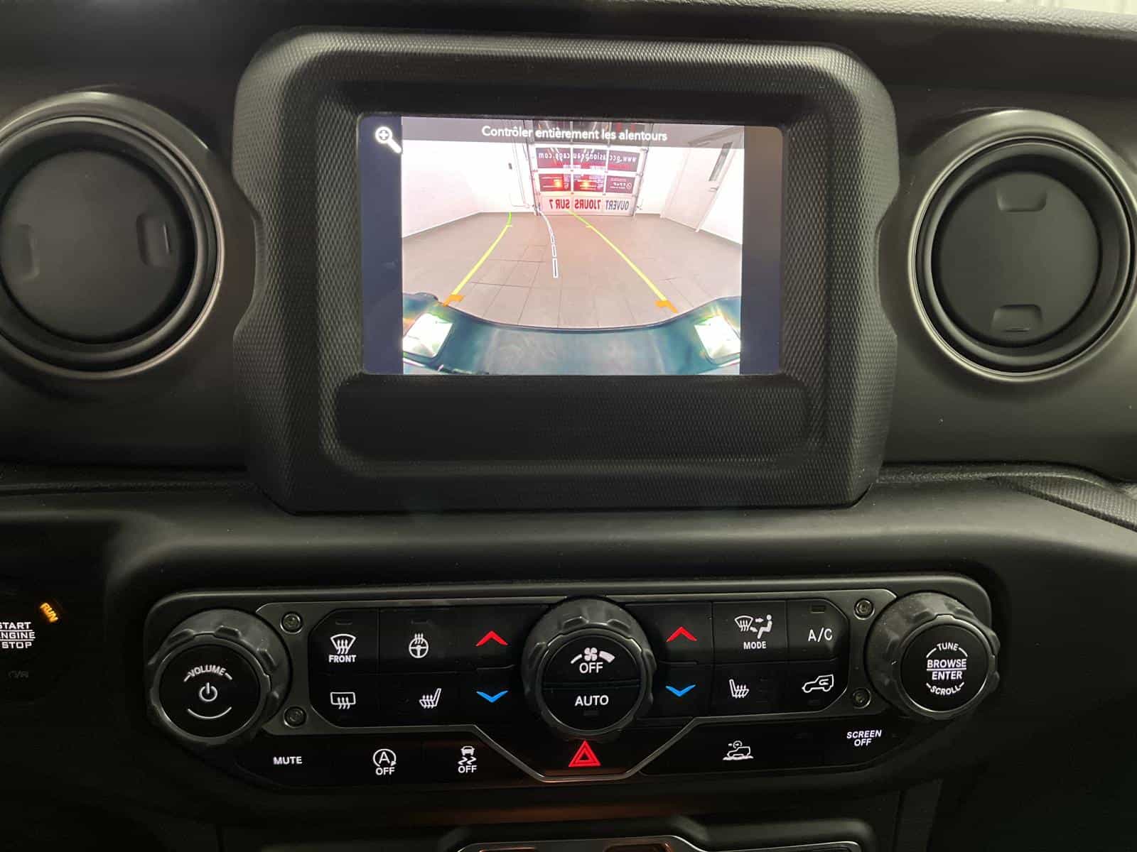 Image 21 Jeep Gladiator Sport S 2021