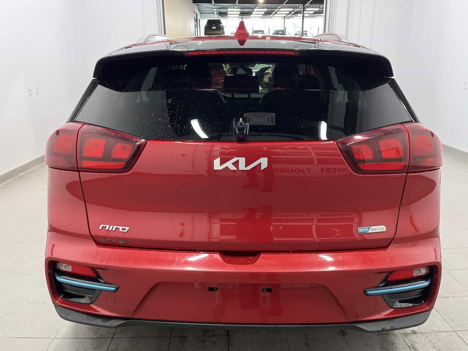 2022 Kia Niro EV EX - Image 4