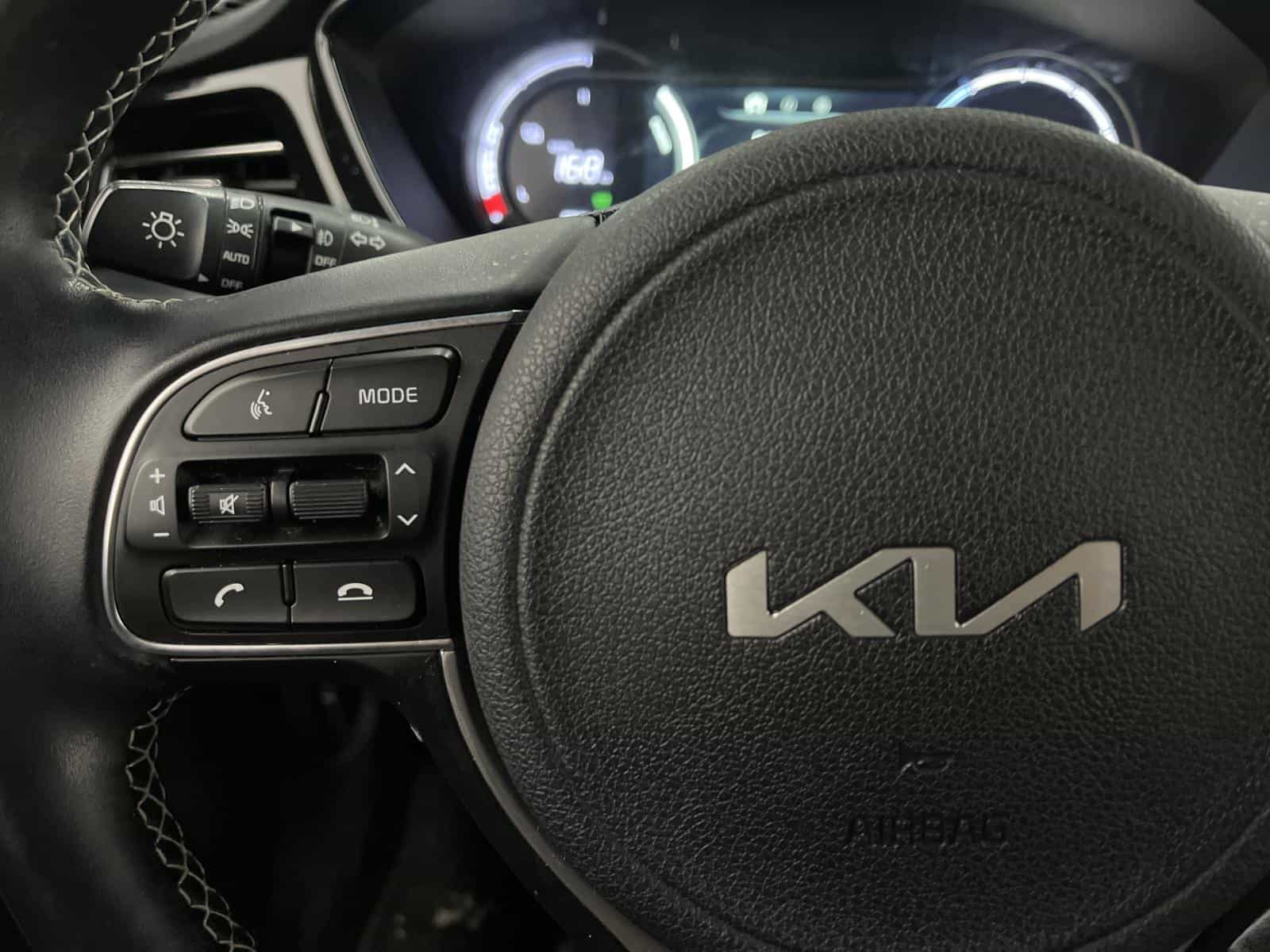 2022 Kia Niro EV EX - Image 14