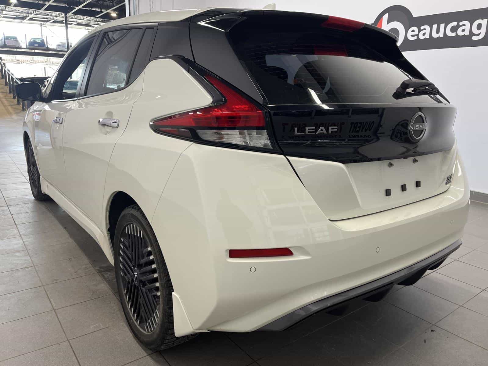 Image 3 Nissan Leaf SV Plus 2023