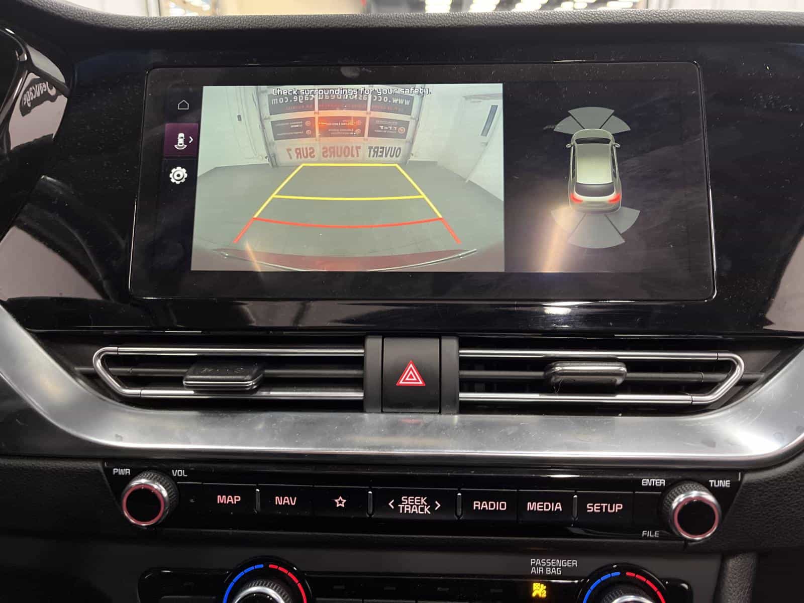 2022 Kia Niro SX Touring Plug-In - Image 19