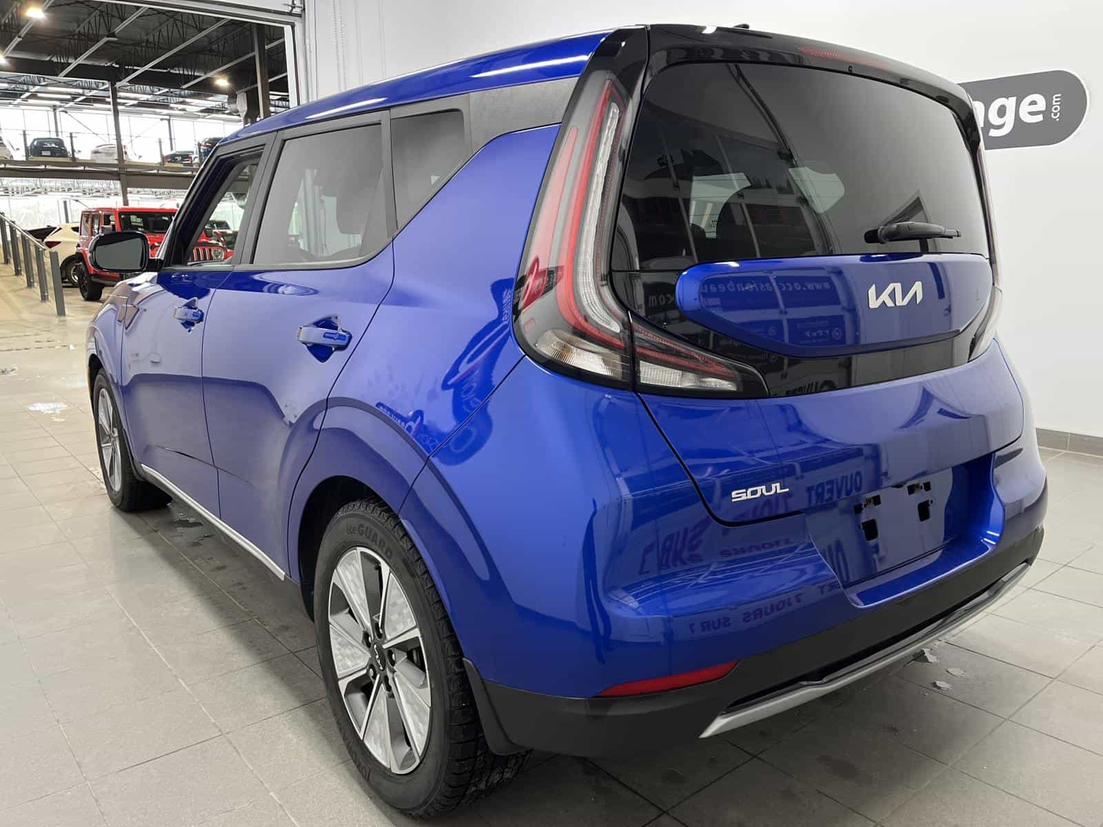 Image 3 Kia Soul EV Limited 2023