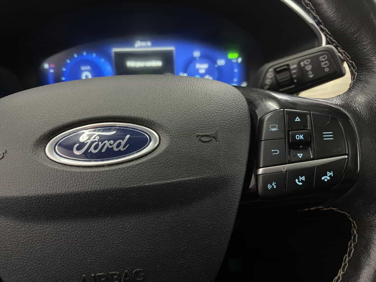 2021 Ford Escape Titanium PHEV - Image 16