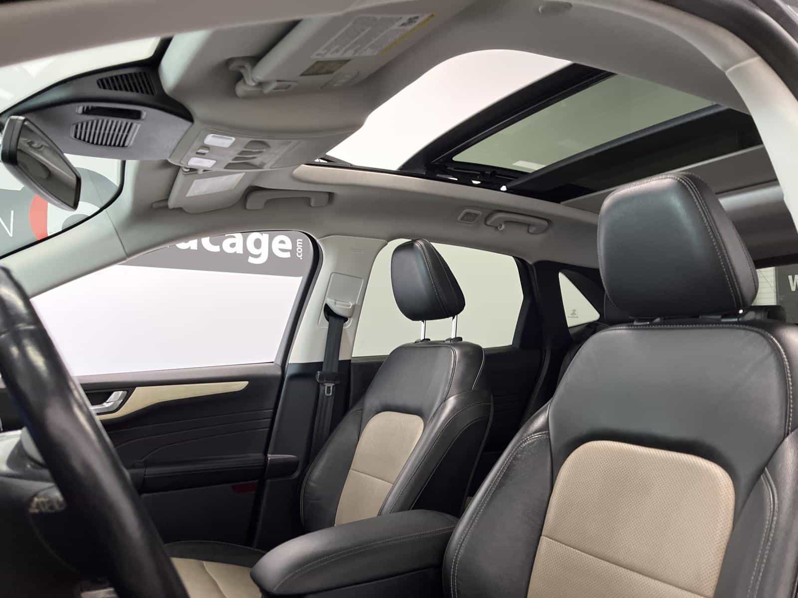 2021 Ford Escape Titanium PHEV - Image 24