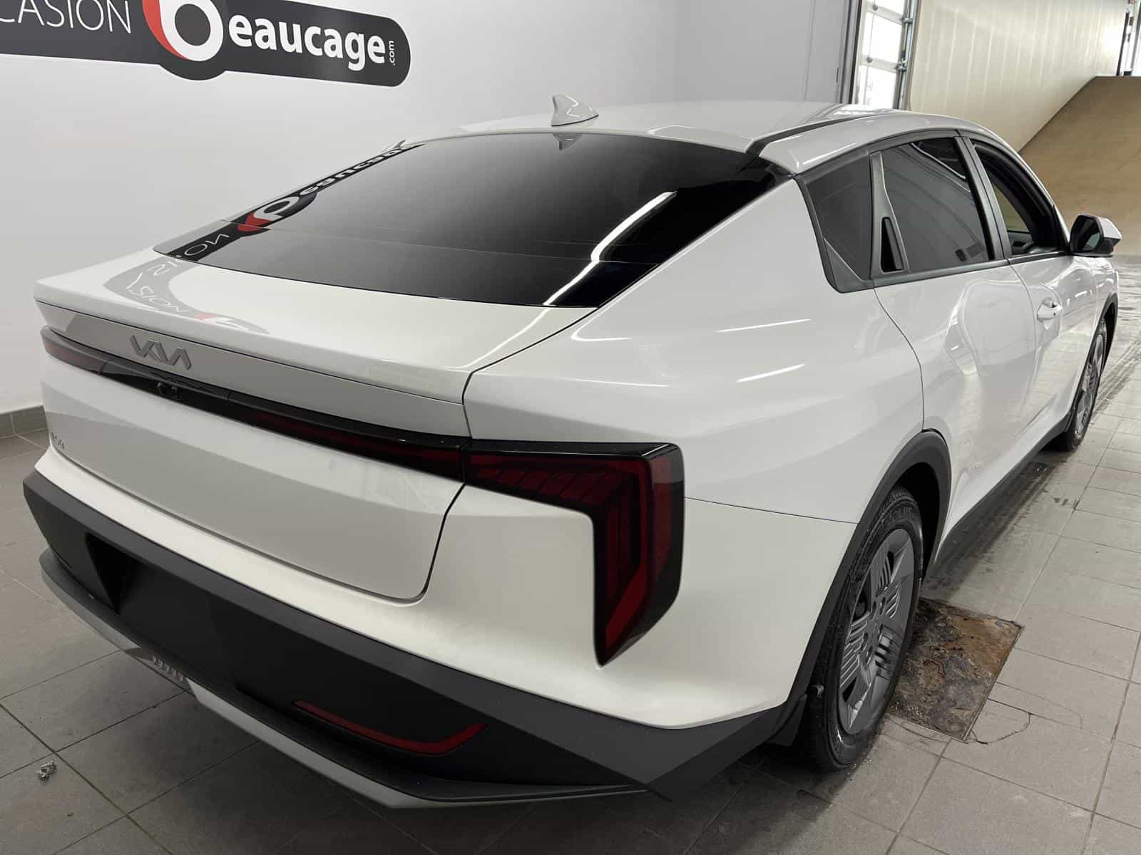 2025 Kia K4 LX - Image 5