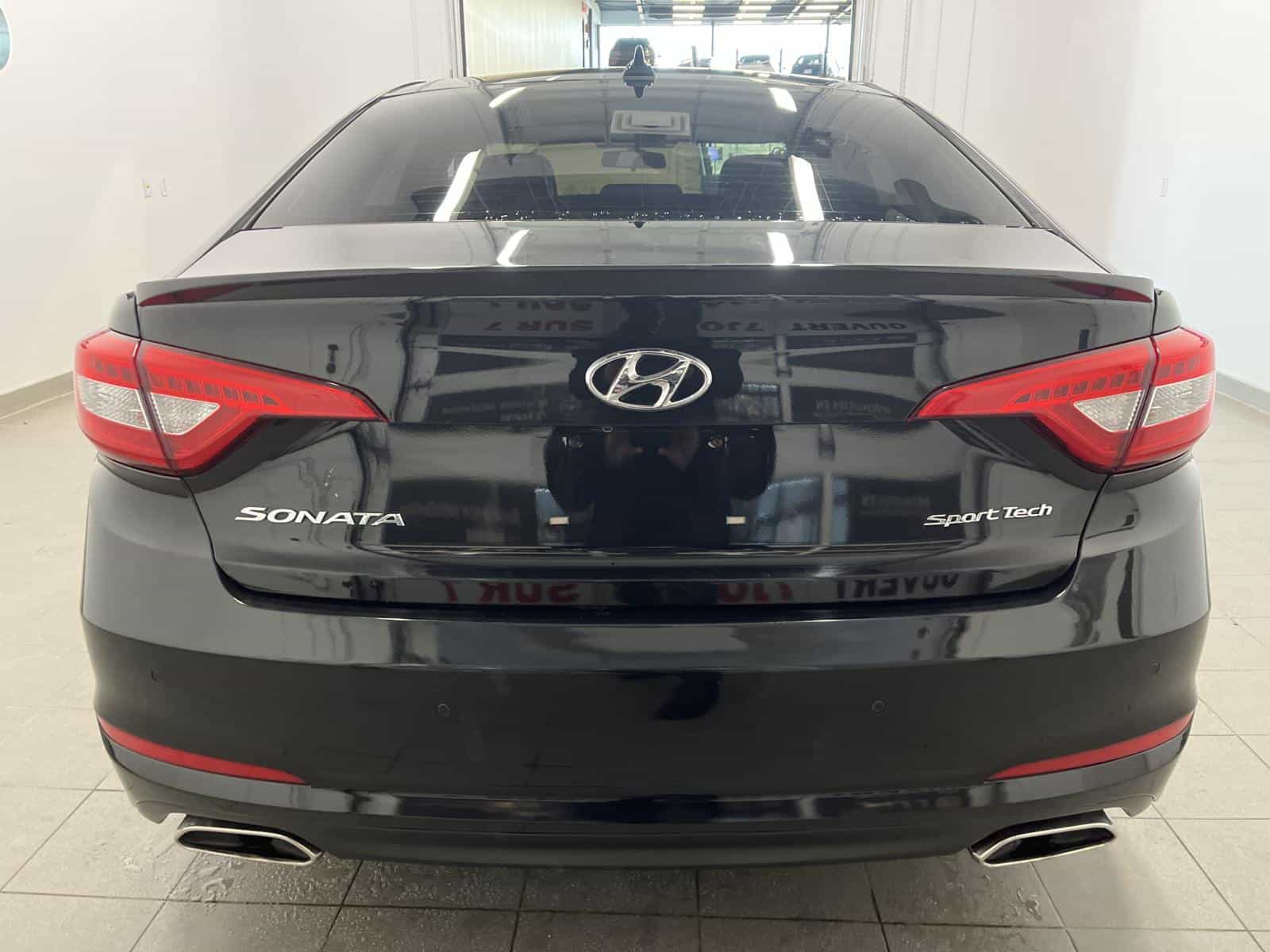 2016 Hyundai Sonata Sport-Tech - Image 4