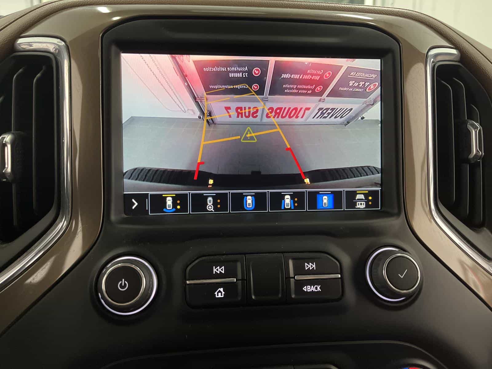 2023 Chevrolet Silverado 2500 High Country - Image 20