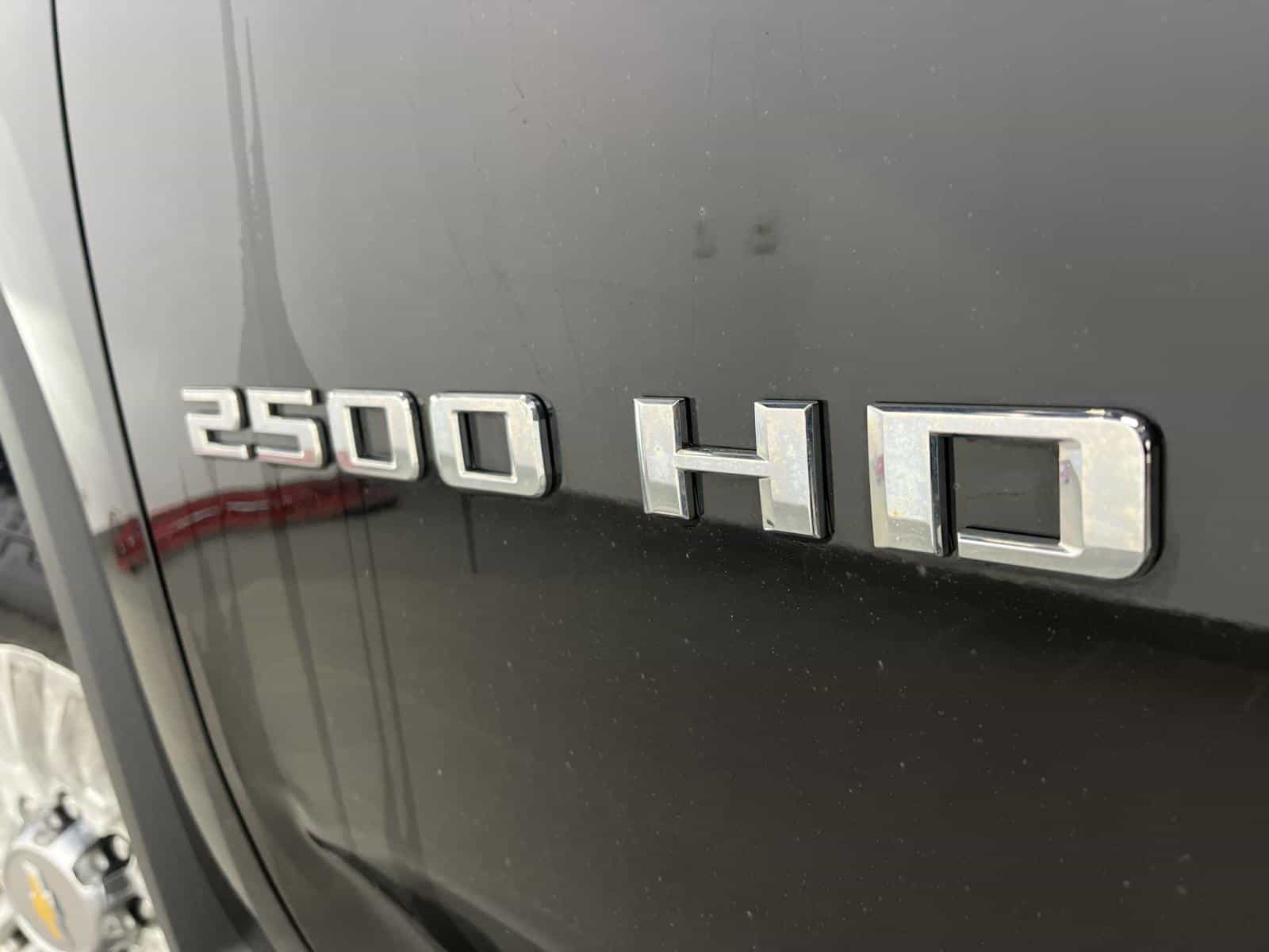 2023 Chevrolet Silverado 2500 High Country - Image 26