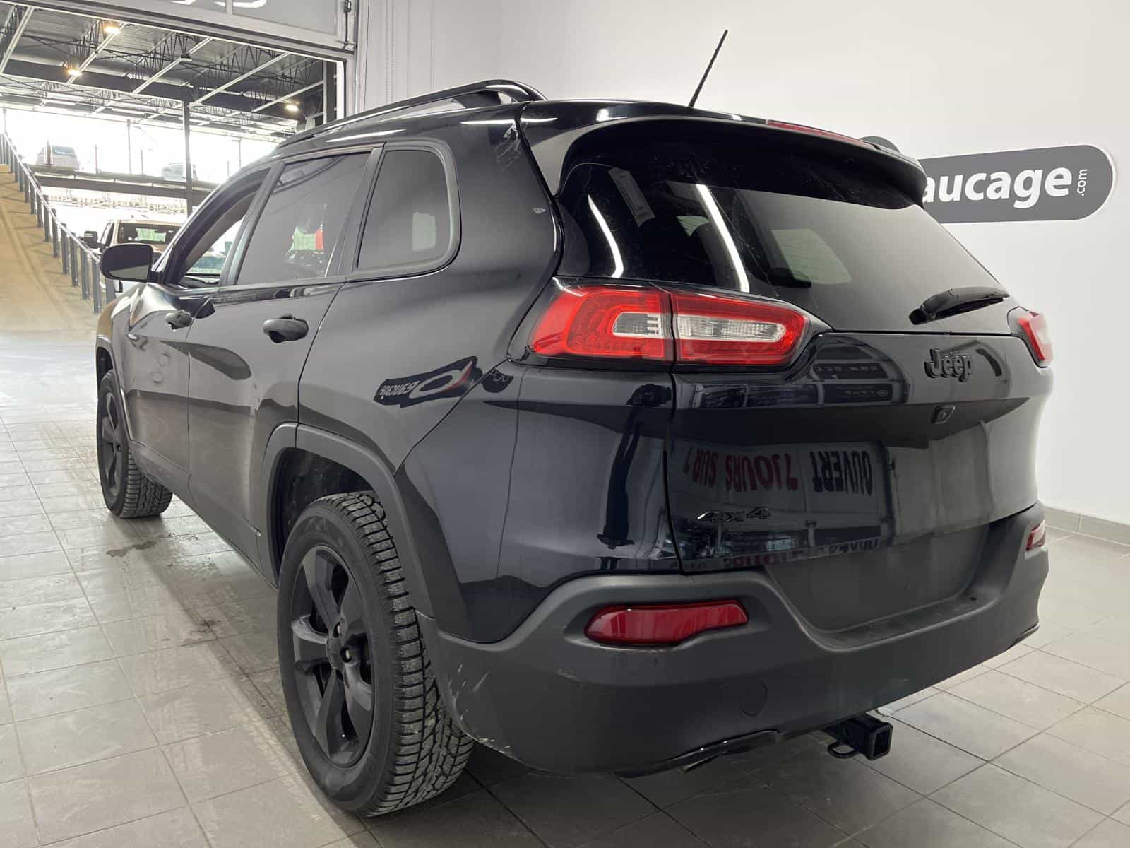 Image 3 Jeep Cherokee Sport 2017