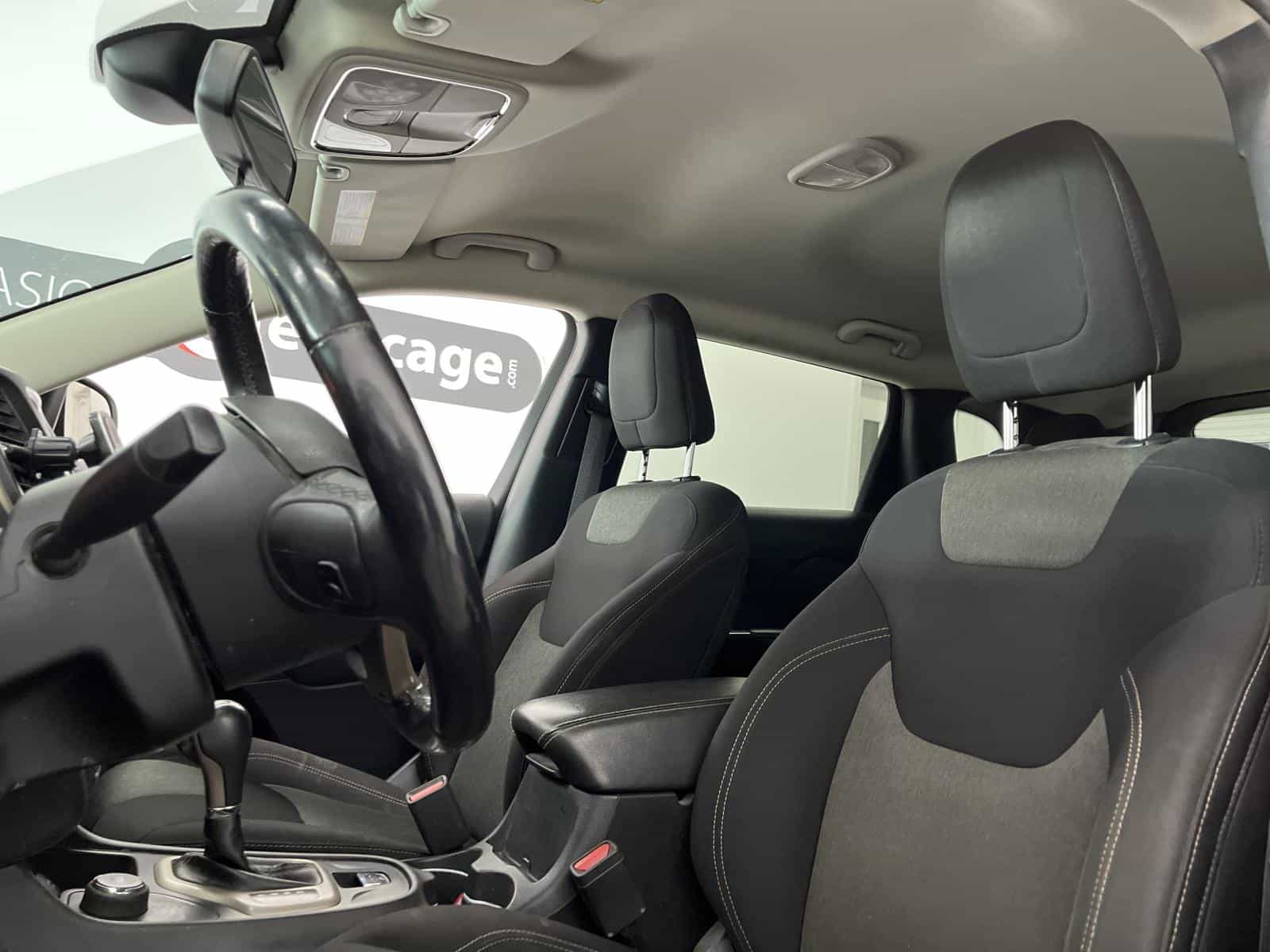 Image 8 Jeep Cherokee Sport 2017