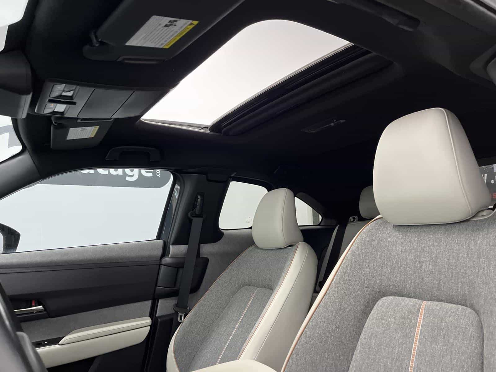 2022 Mazda MX-30 GT - Image 24