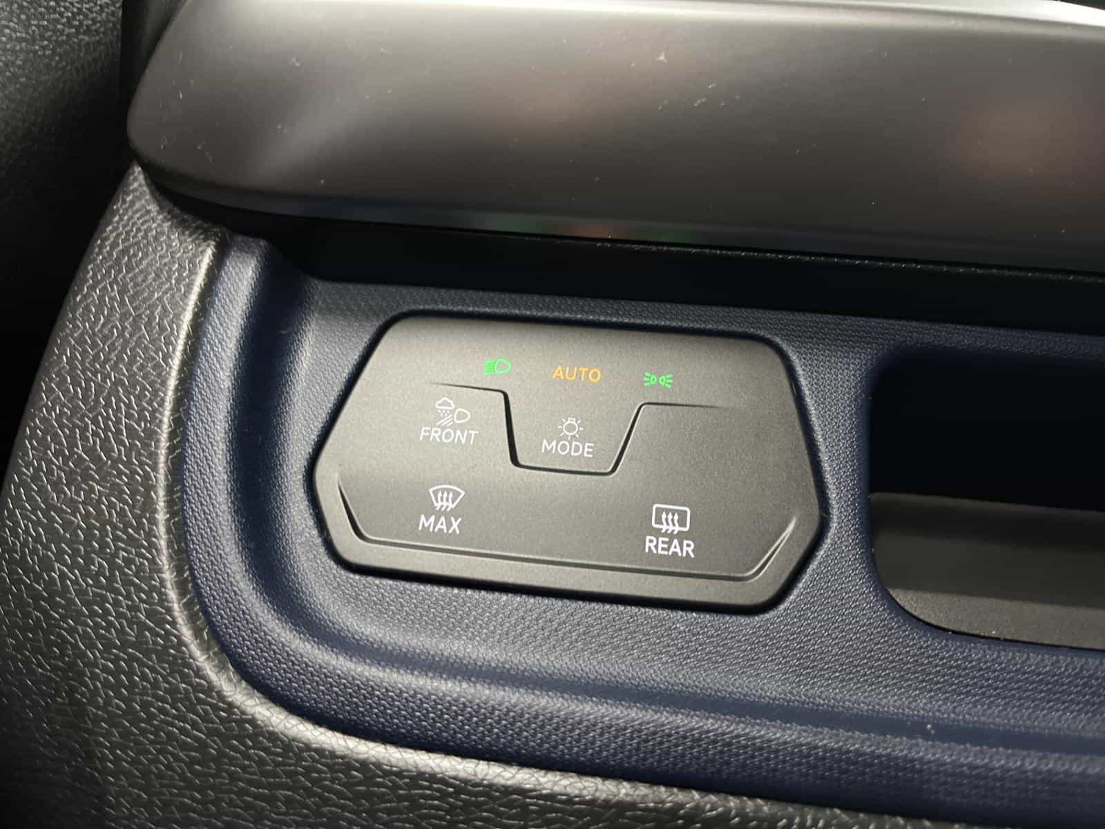 2025 Volkswagen ID. Buzz 1st Edition - Image 16