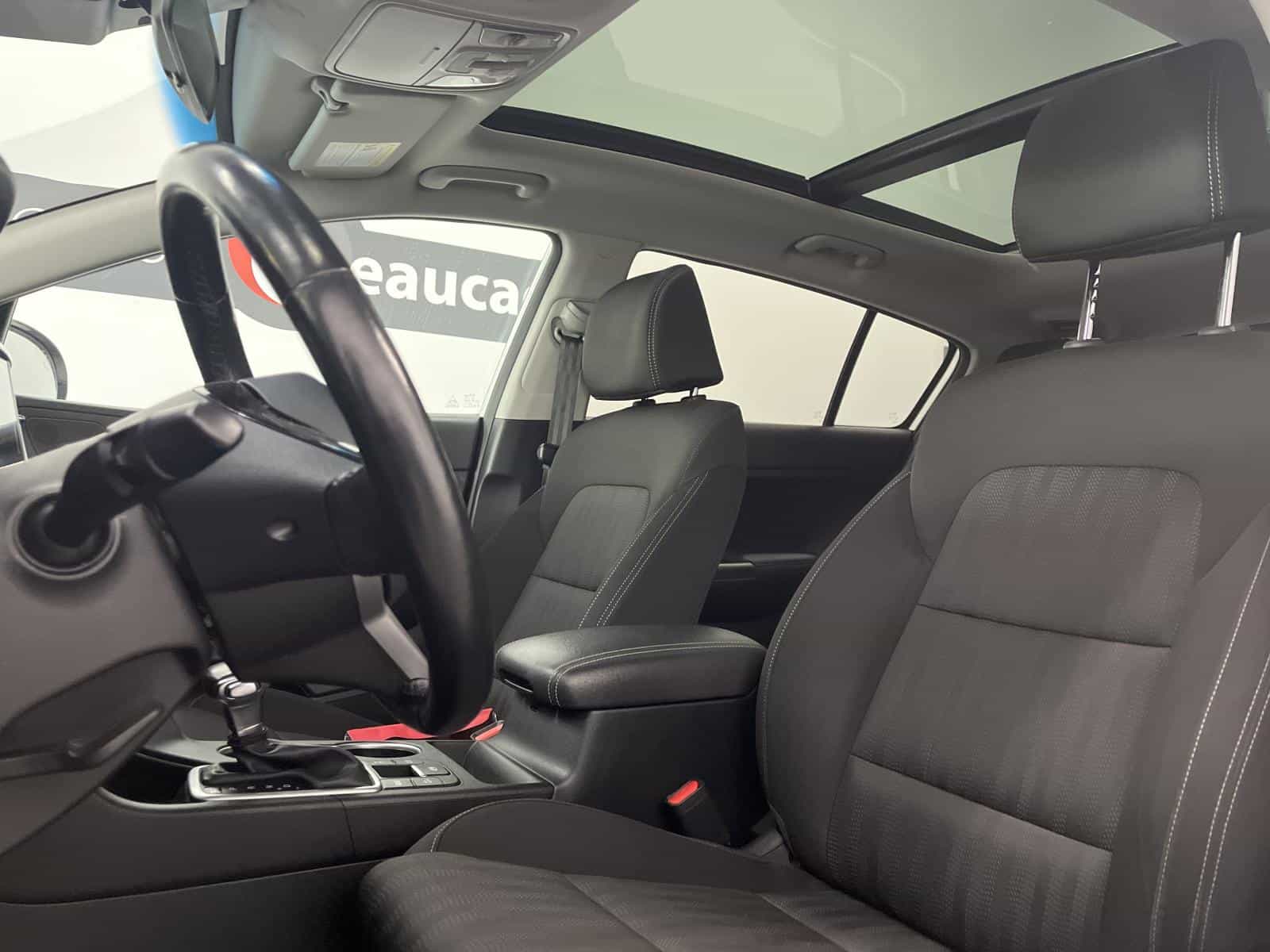 2020 Kia Sportage EX - Image 8