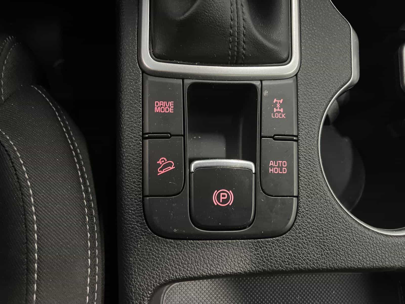 Image 18 Kia Sportage EX 2020