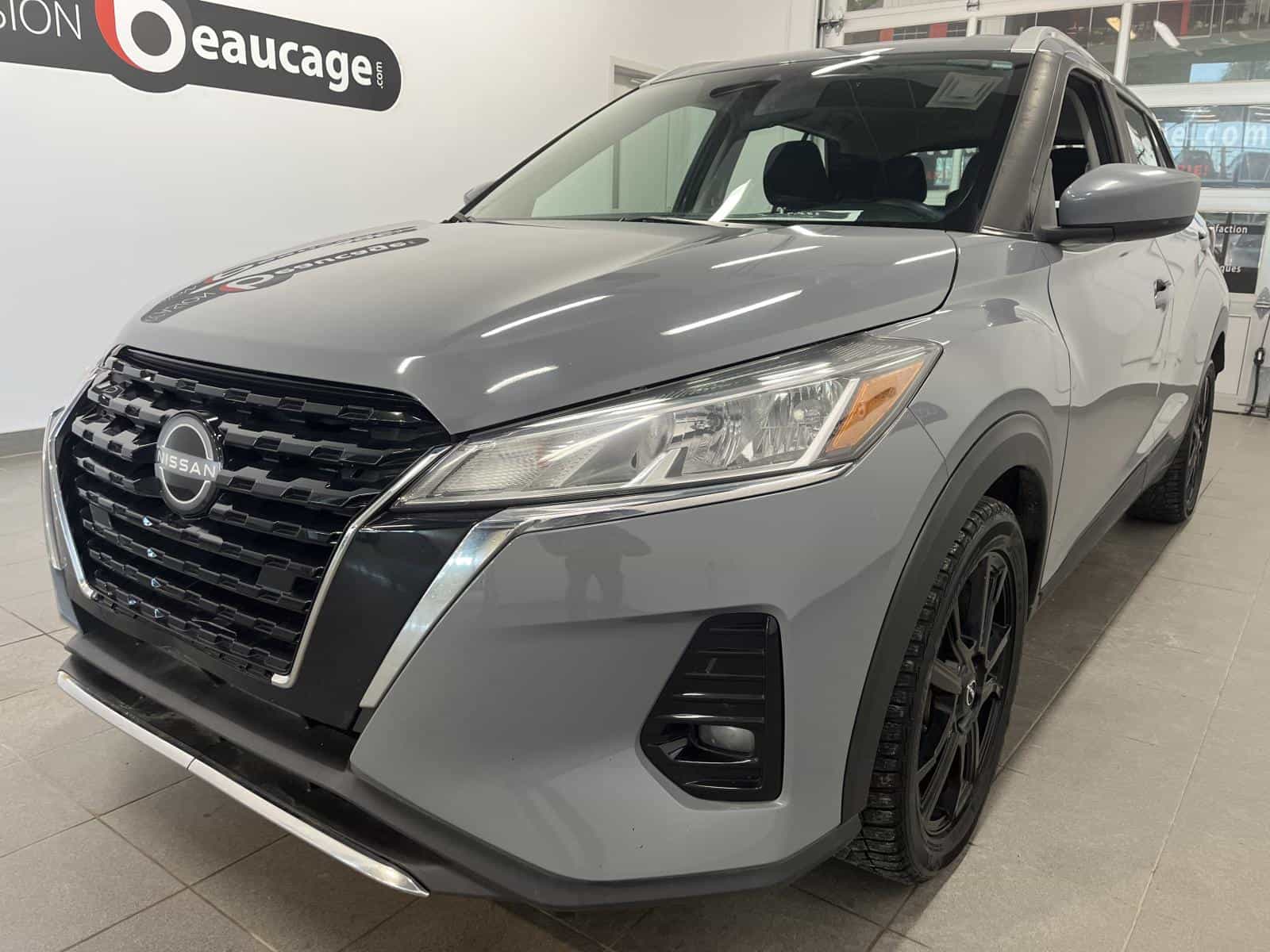 Image 1 Nissan Kicks SV 2022