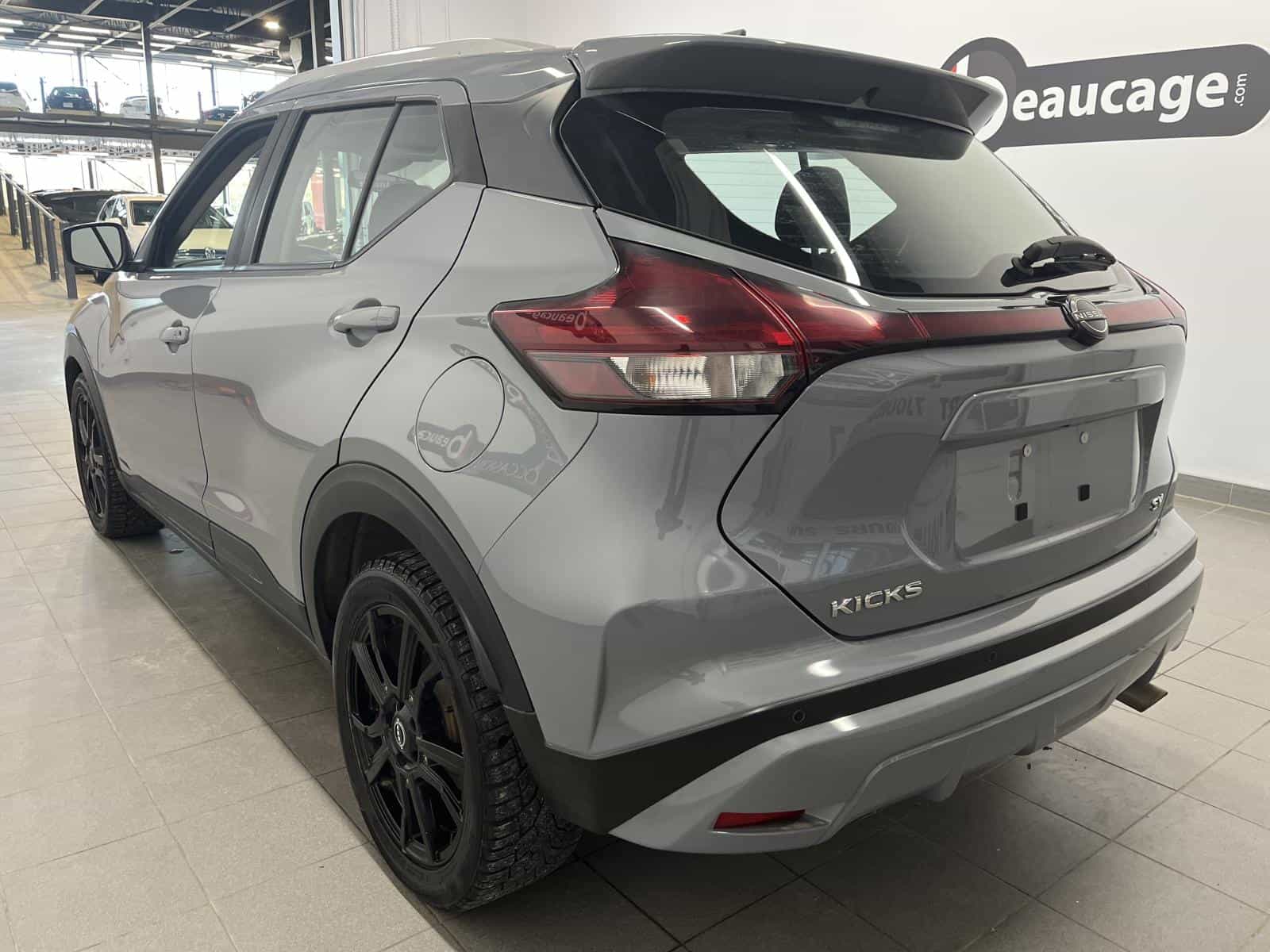 Image 3 Nissan Kicks SV 2022